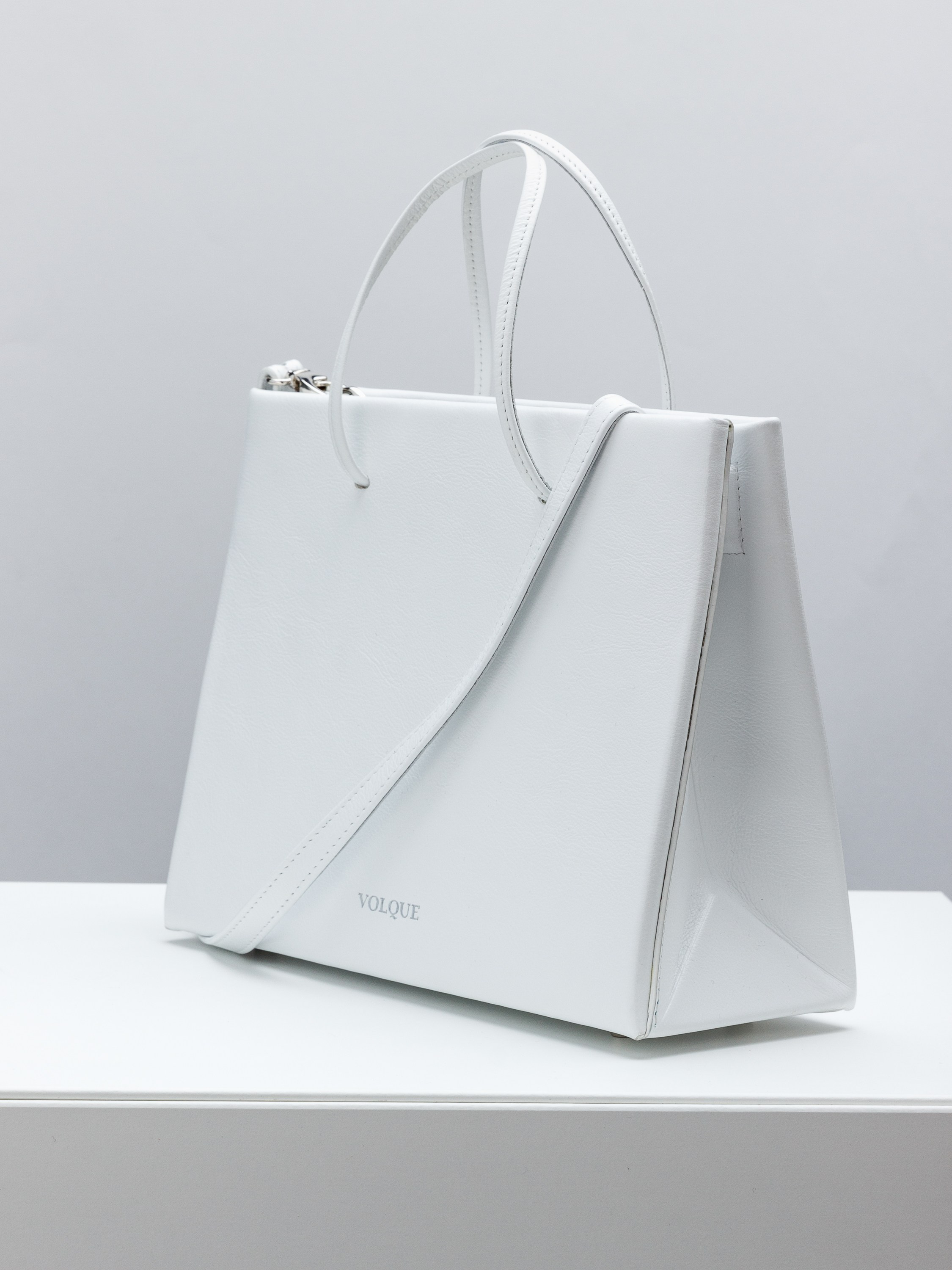 Фотосъёмка сумок и кошельков для маркетплейсов. Профессиональный фотограф в Санкт-Петербурге. Сергей Пушкин