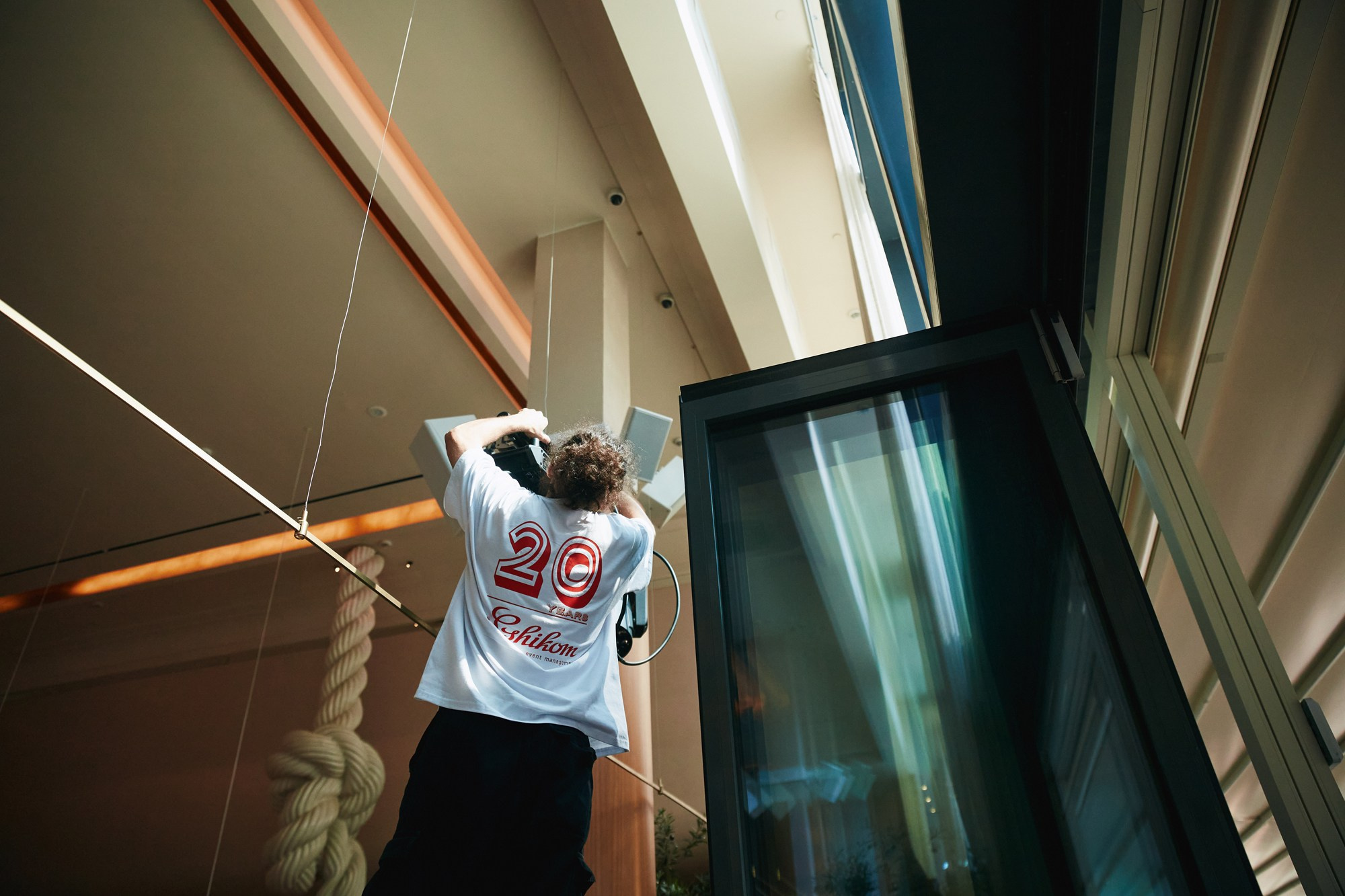 Кофе, скотч и магия. Организаторы — не профессия. Это диагноз. Татьяна Фомичева. Репортажный и светский фотограф в Москве