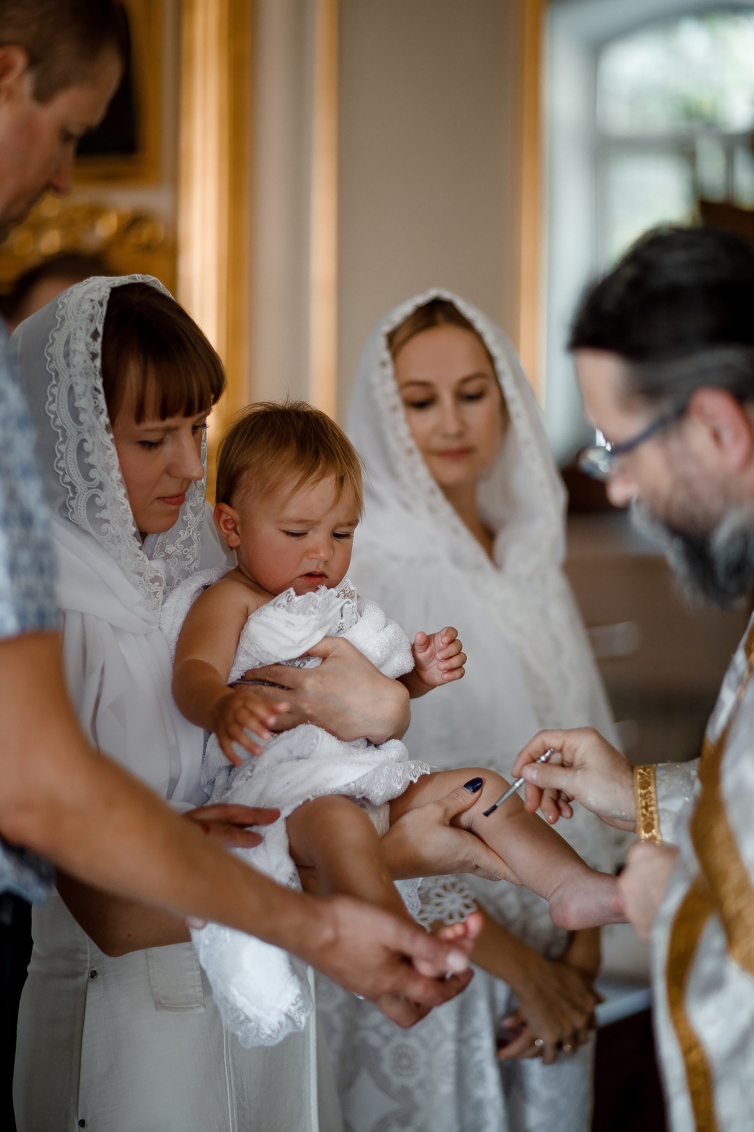 Таинство крещения. Фотограф материнства и таинства кормления Екатерина Кузьмин