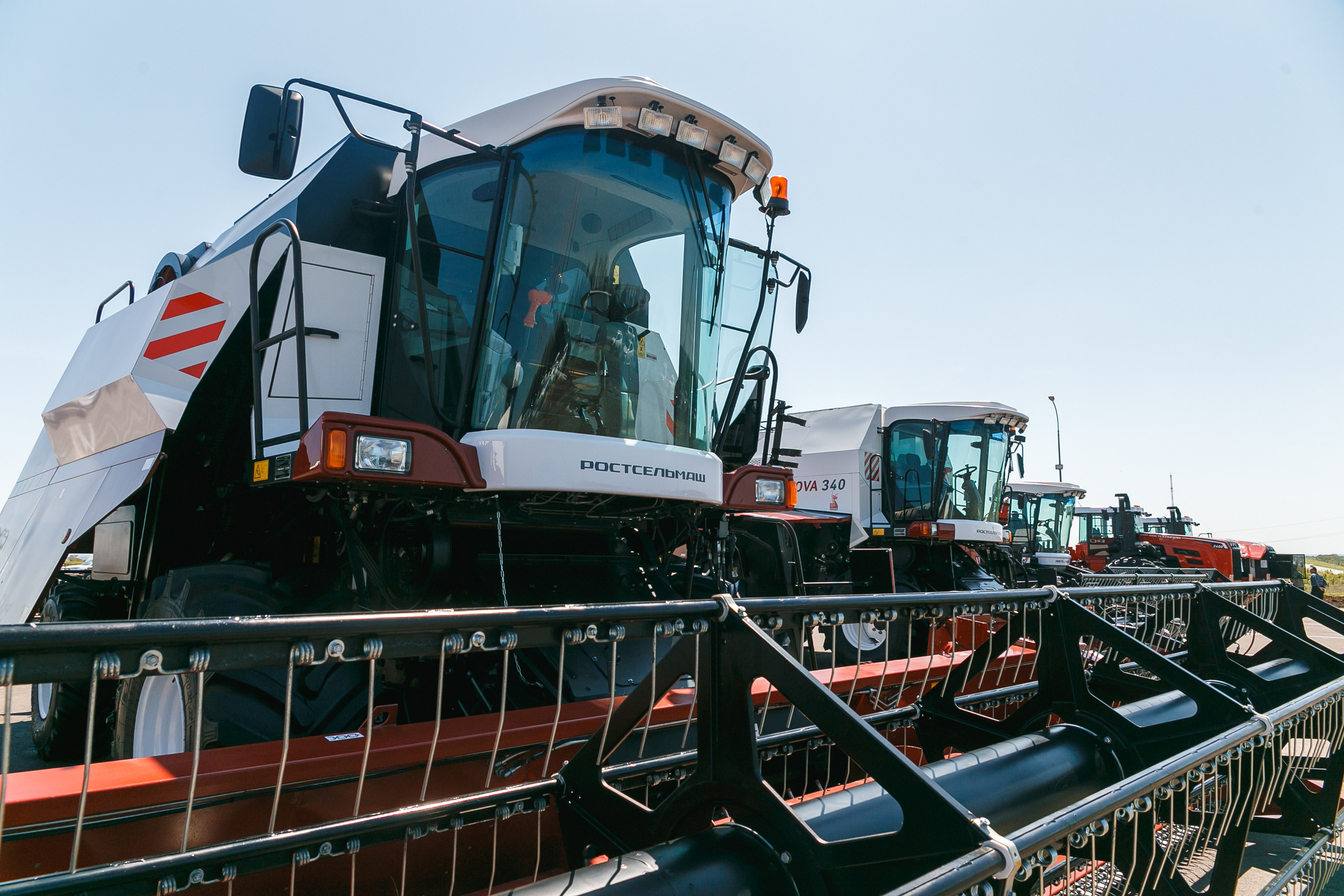Открытие дилерского центра Ростсельмаш. Событийный фотограф Максим Бескоровайновнов