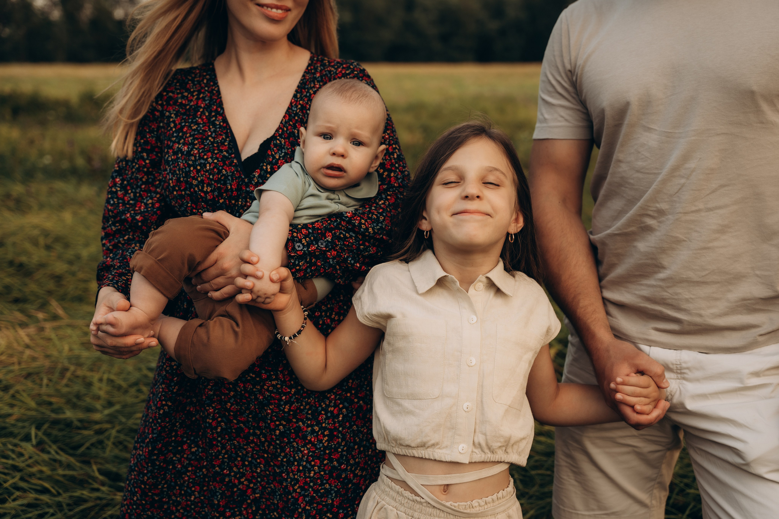 Оля, Женя, Роза и Федя. Фотограф Мария Миллс | Минск