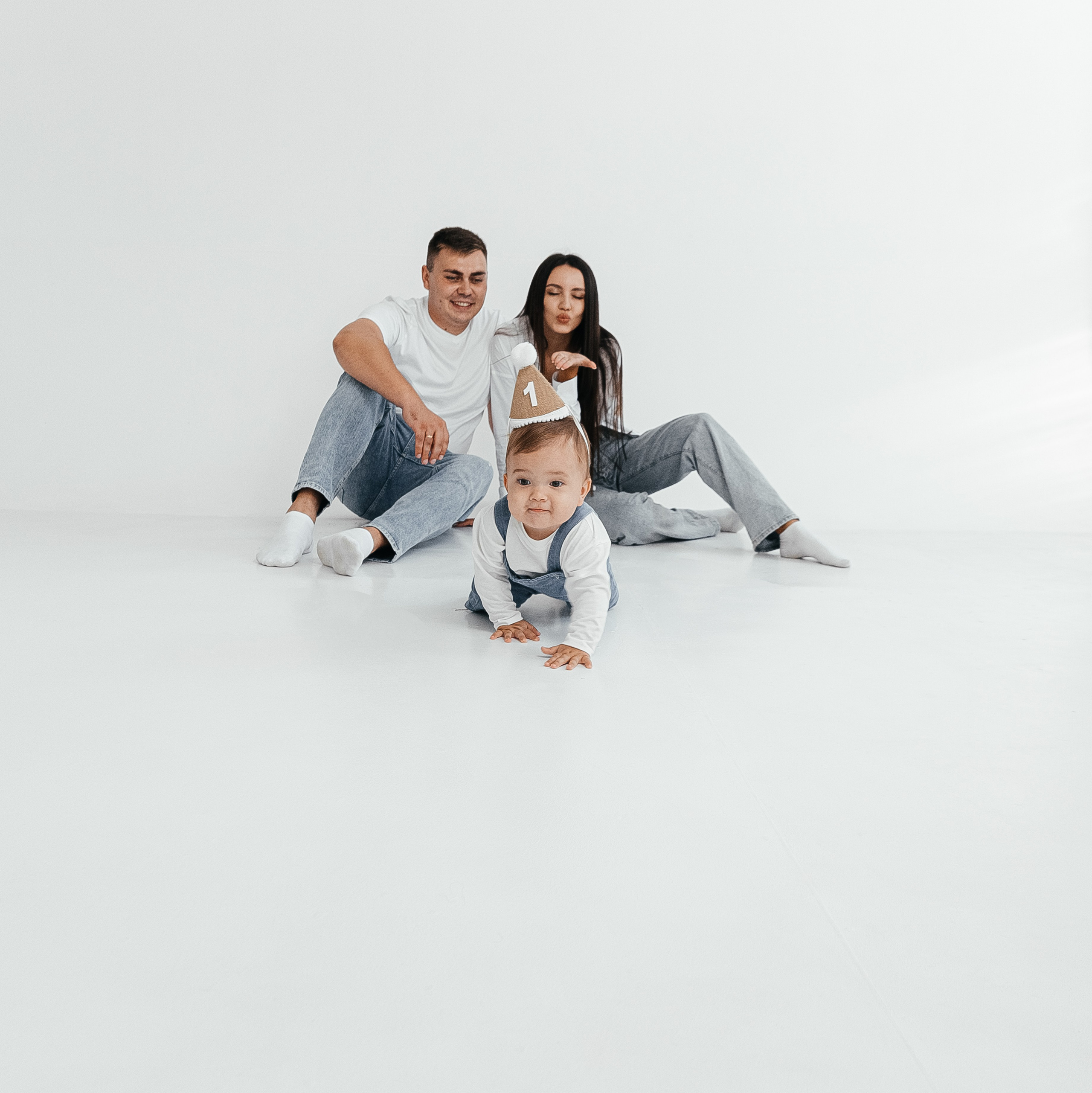 Тёме годик. Главная