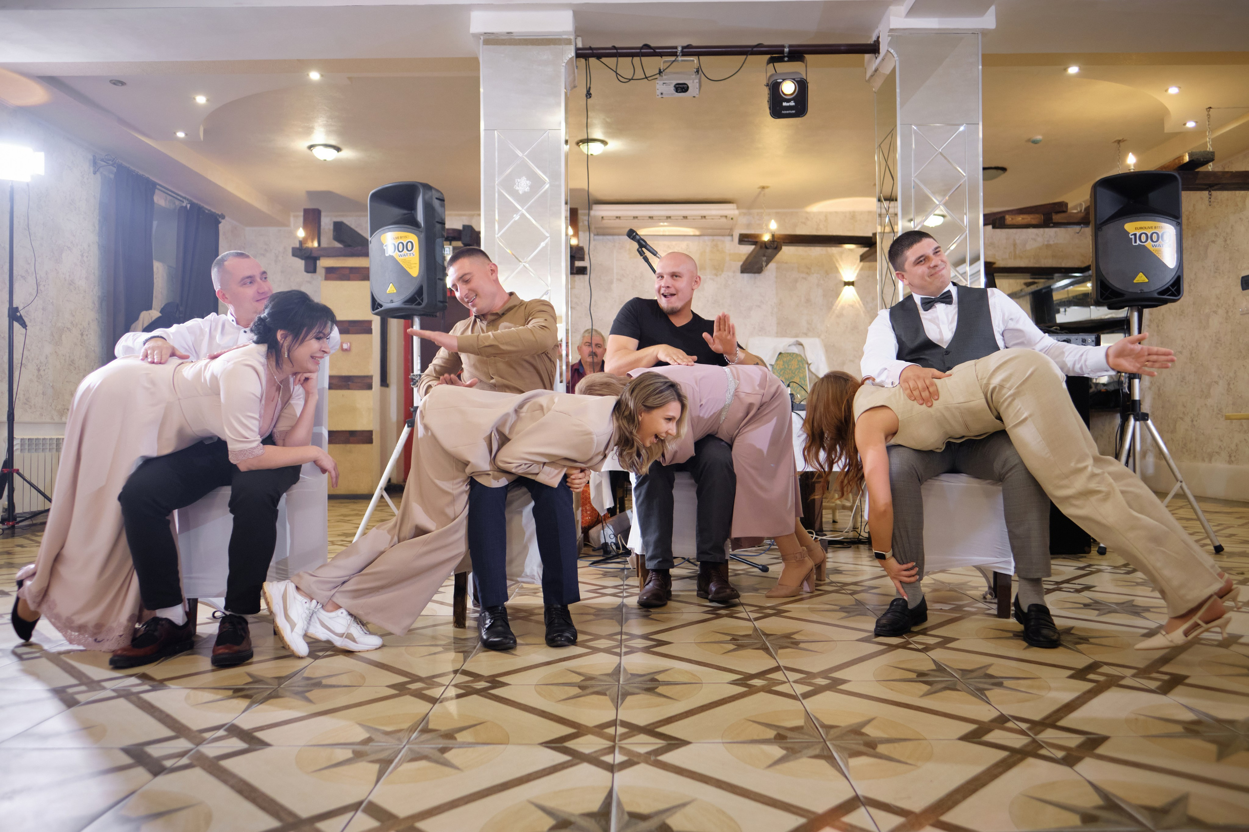 Максим + Карина. Антонина Мезинова фотограф Михайловка и Волгоград