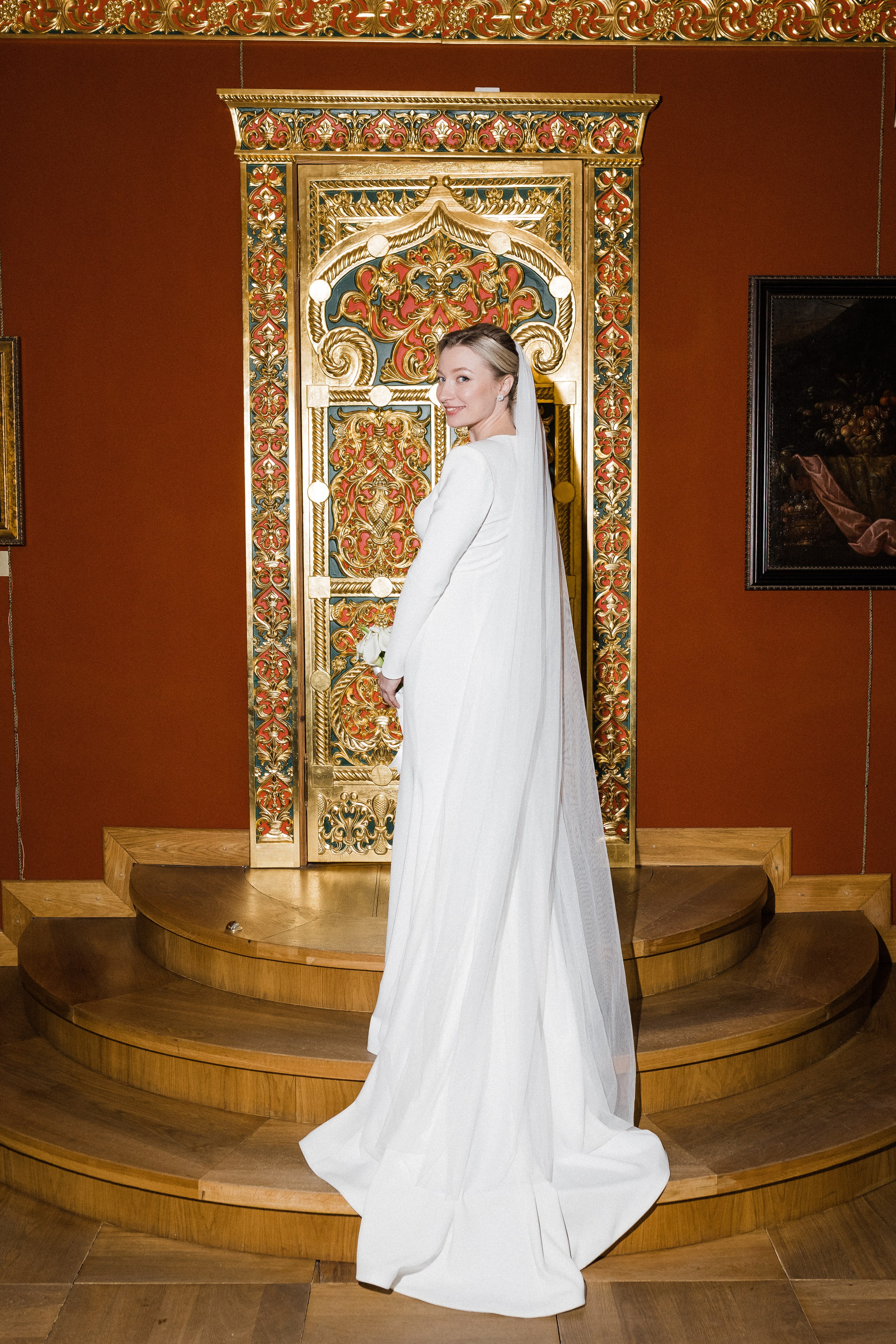 Свадебная фотосессия в Коломенском. Дворец царя Алексея Михайловича. Свадебный фотограф в Москве Мария Крош