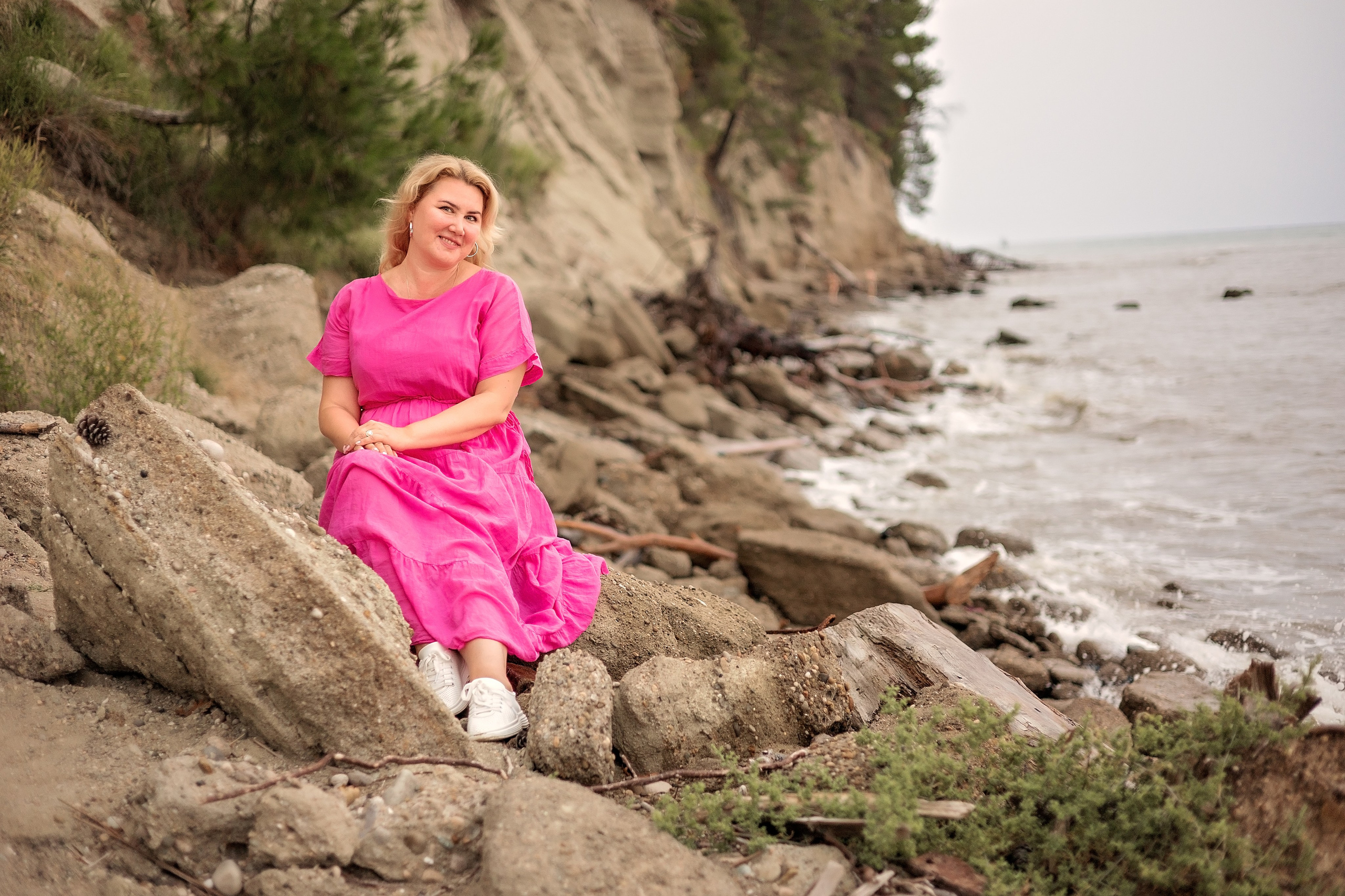 Девушка и море. Свадебный и семейный фотограф в Абхазии Эля Цишба