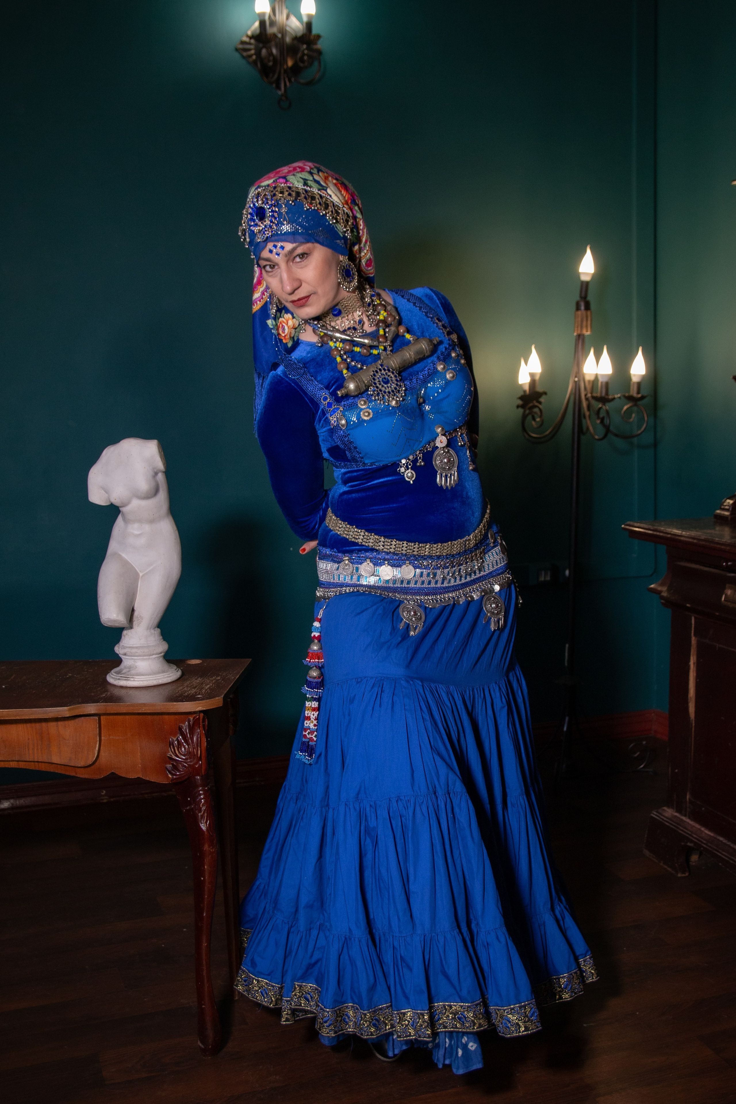 Танец в музее. Музей искусств. Ваш фотограф Северск | Томск