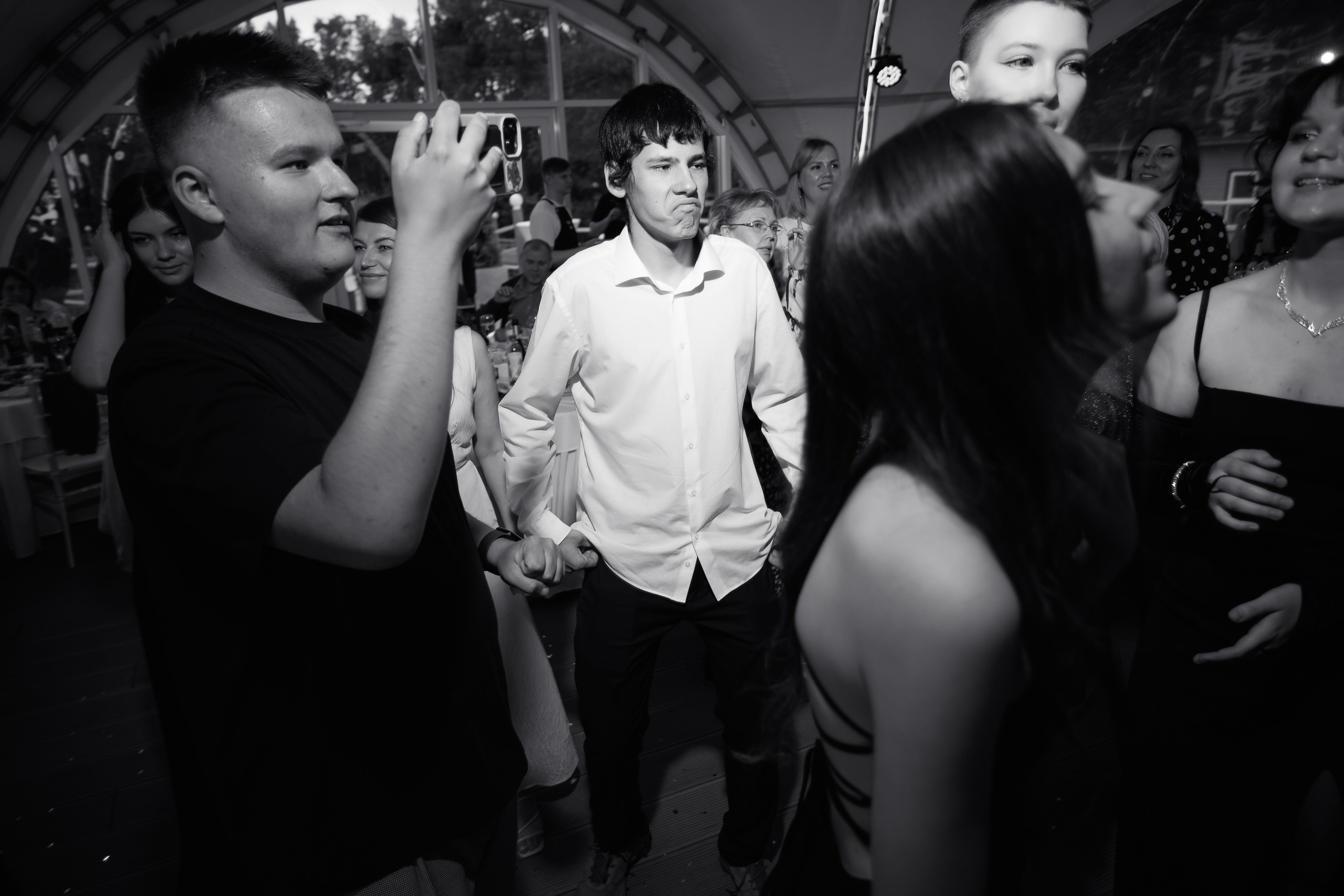 ВЫПУСКНОЙ: Волки-Липки. Все фото. Профессиональный фотограф в Ижевске Леша Петров