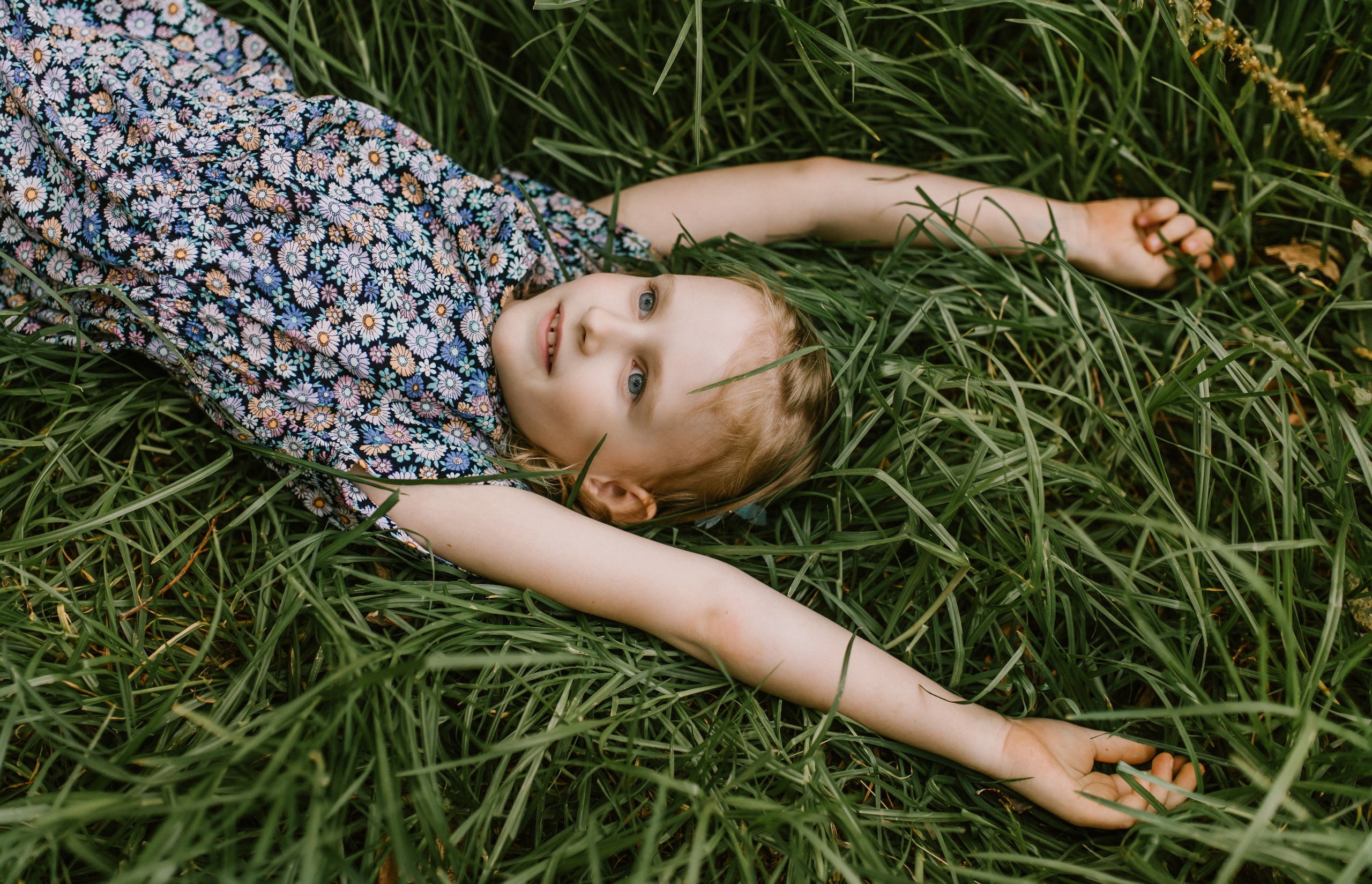 Juli. Wedding and family photographer OLGA KILVEIN