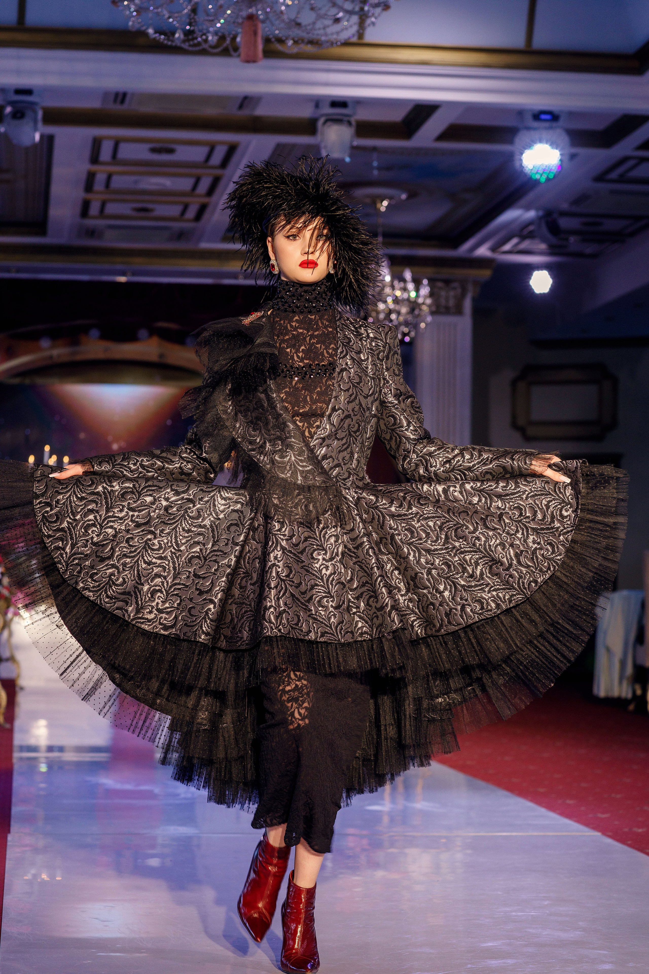 Показ коллекции Игоря Дадиани — 2023.04.01. Портретный и репортажный фотограф в Чебоксарах Андриян Чаркин