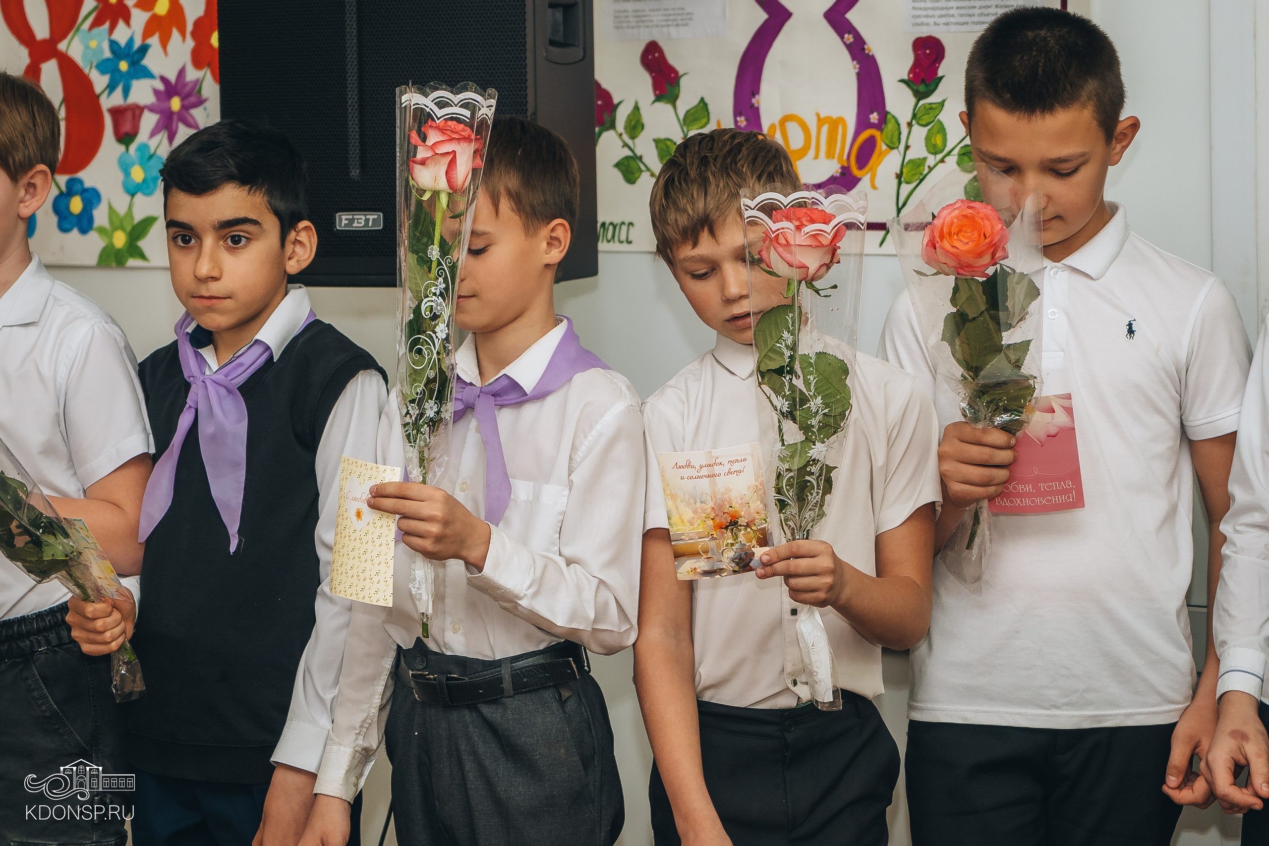 В преддверии праздника весны. Новотитаровский Дом культуры