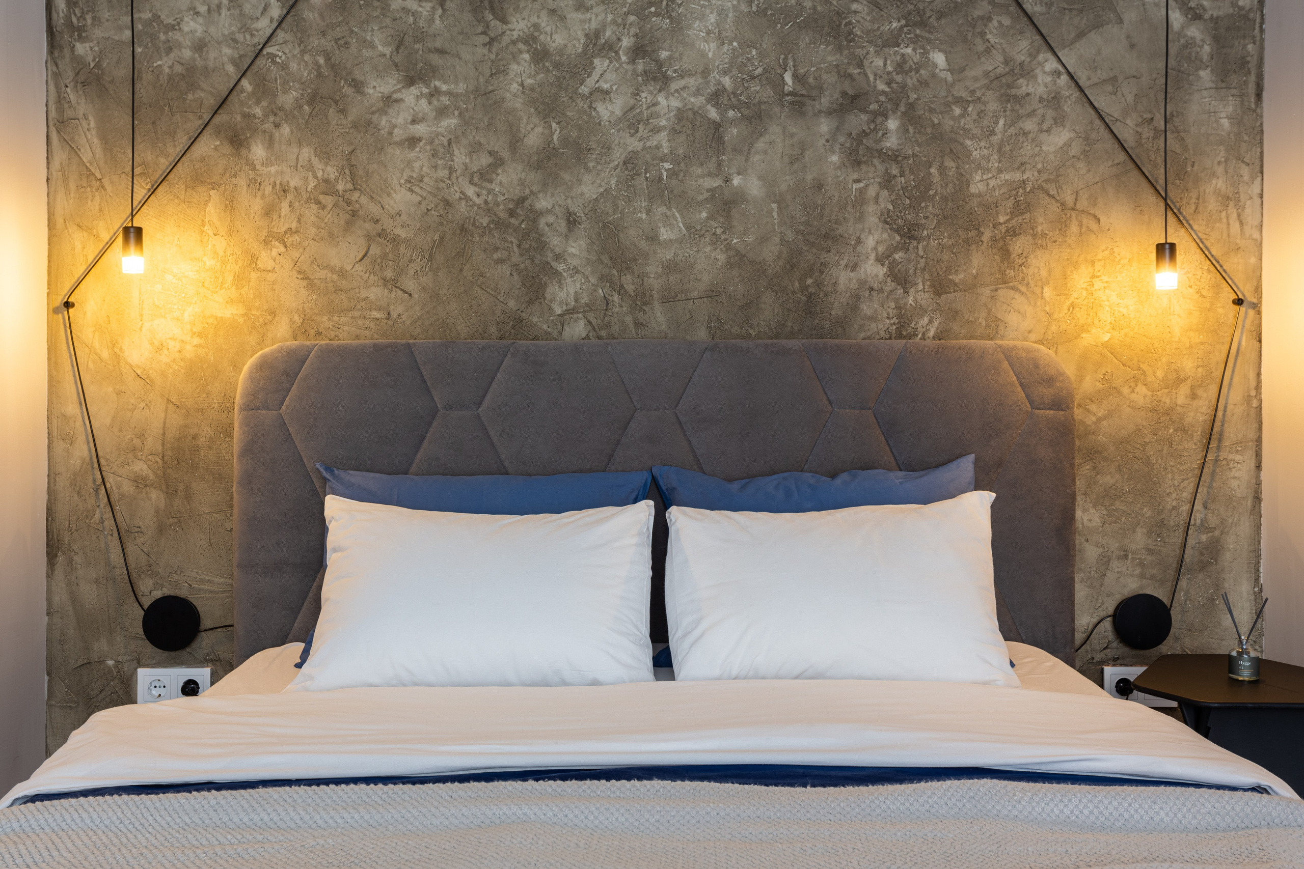 Фотосъемка для посуточной аренды по адресу ул. Лесников, д. 25. Интерьерный фотограф и ретушер в Красноярске Денис Антропов