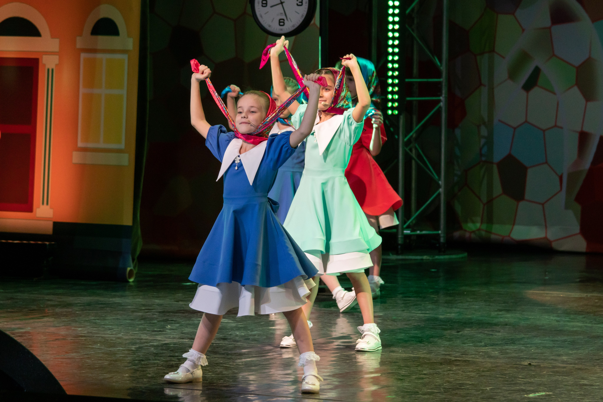 Съёмка концерта для Домисольки, большой концертный зал Космос. «Студия DRONAVT`s» — видеосъёмка и фотография г. Москва