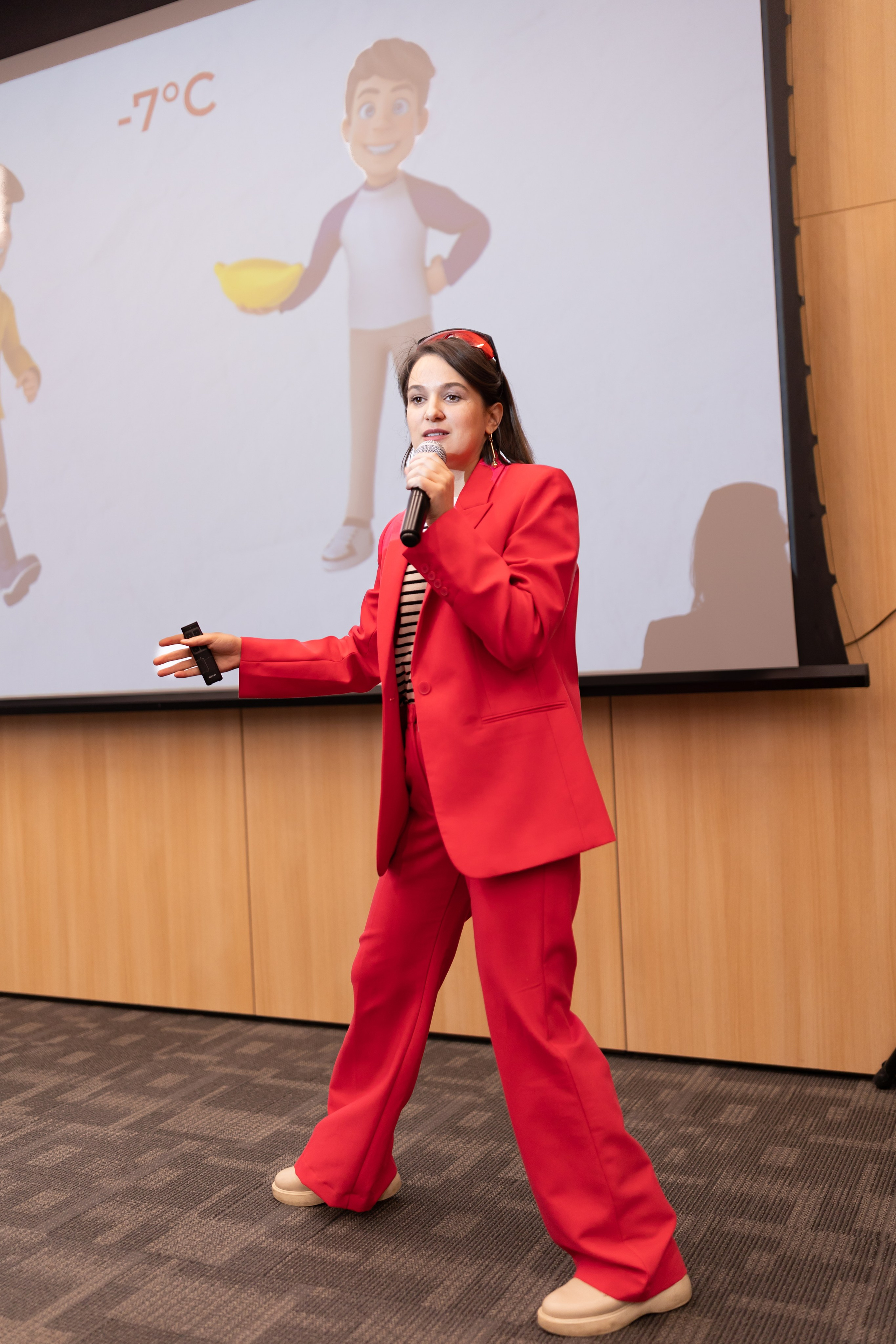 Только суть ЛИДЕР (Сколково). Сказочный фотограф для Вас и Вашей семьи