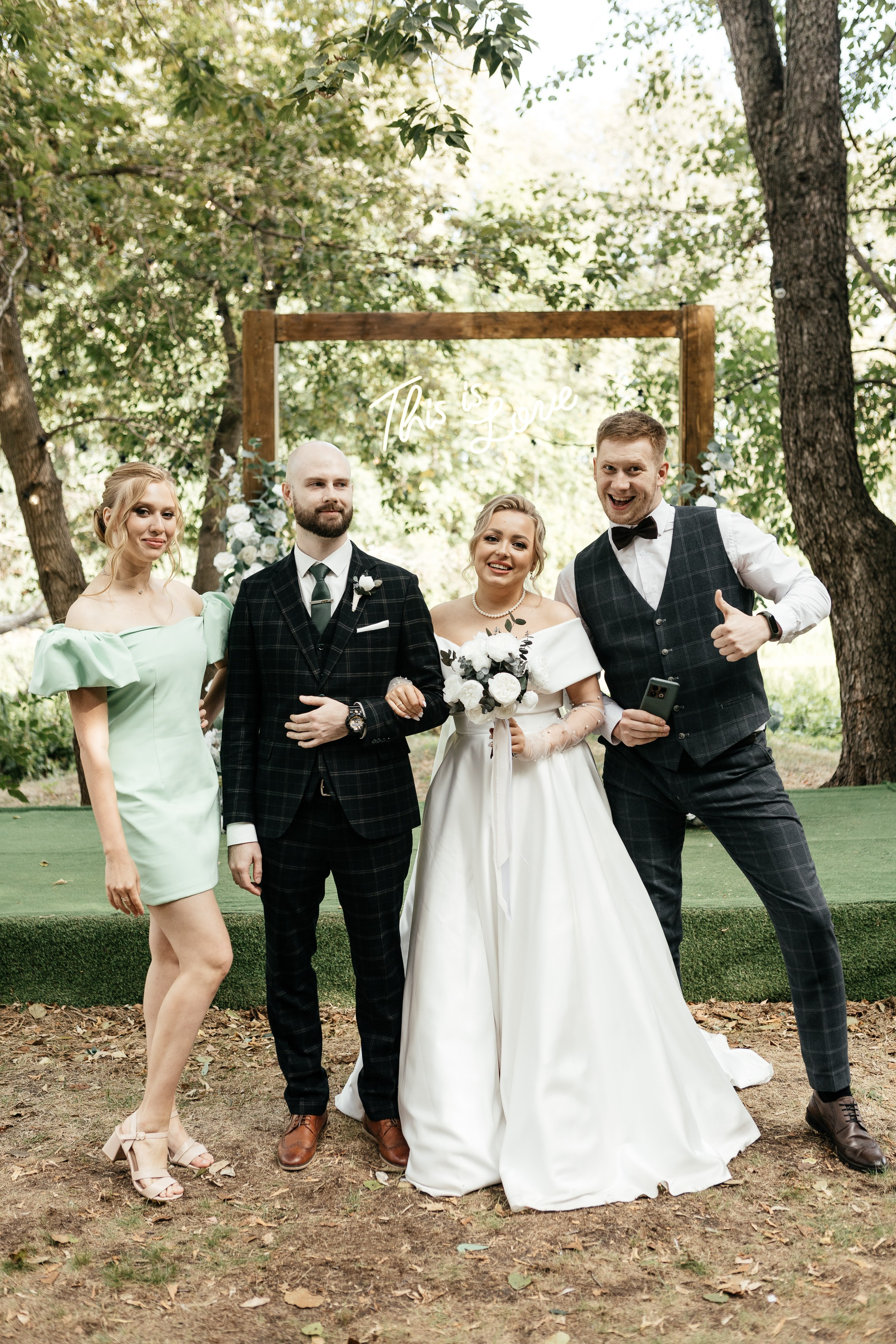 Свадебный фотограф Уфа — Руслан ГабдлисламовЖивые эмоции, красивые кадры, воспоминания на всю жизнь.Работаю по всей Республике Башкортоста. Свадебный фотограф Уфа Руслан Габдлисламов