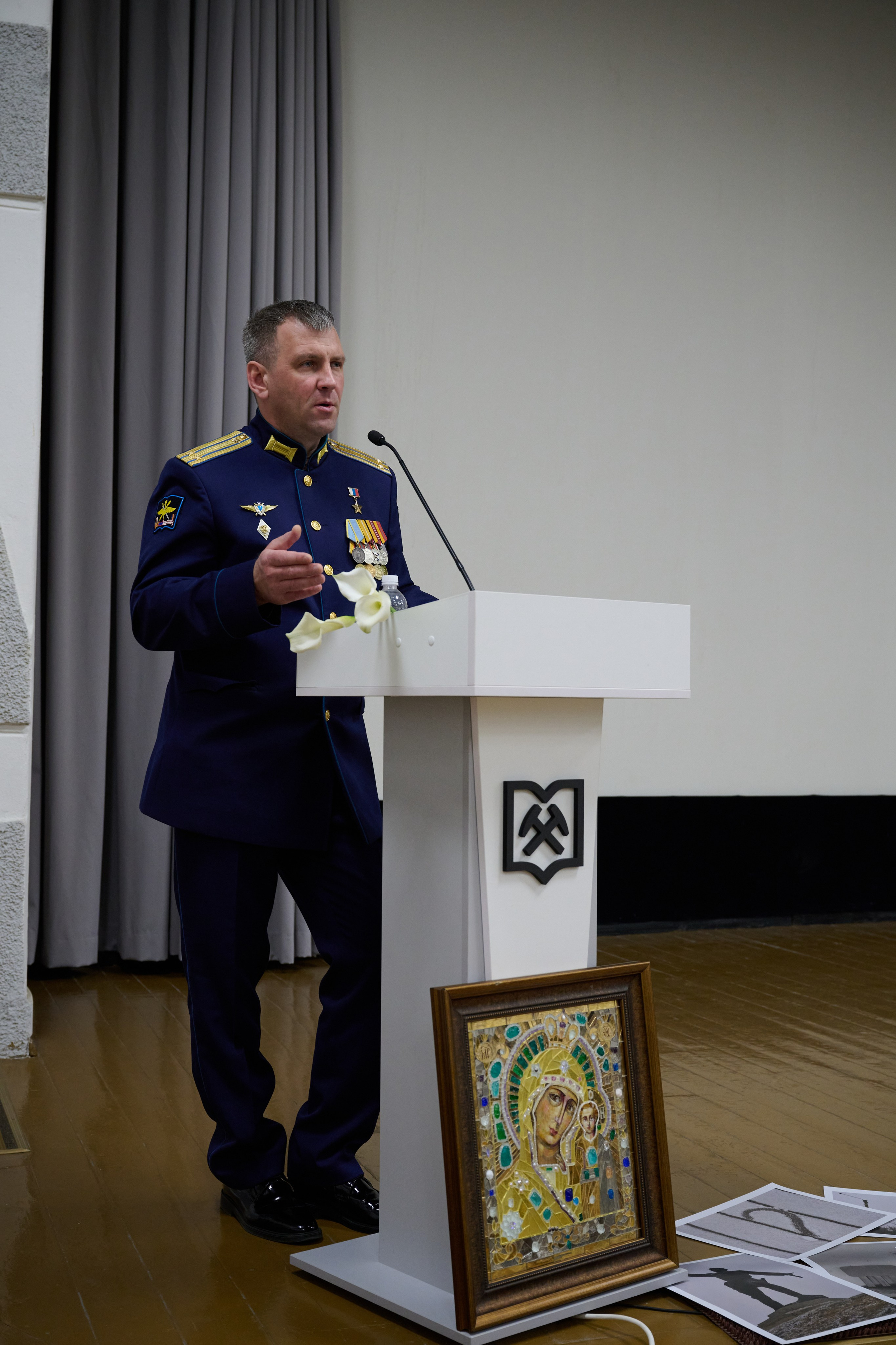 Фотовыставка «Территории» в Росгеолфонде. Фотограф Роман Адлер