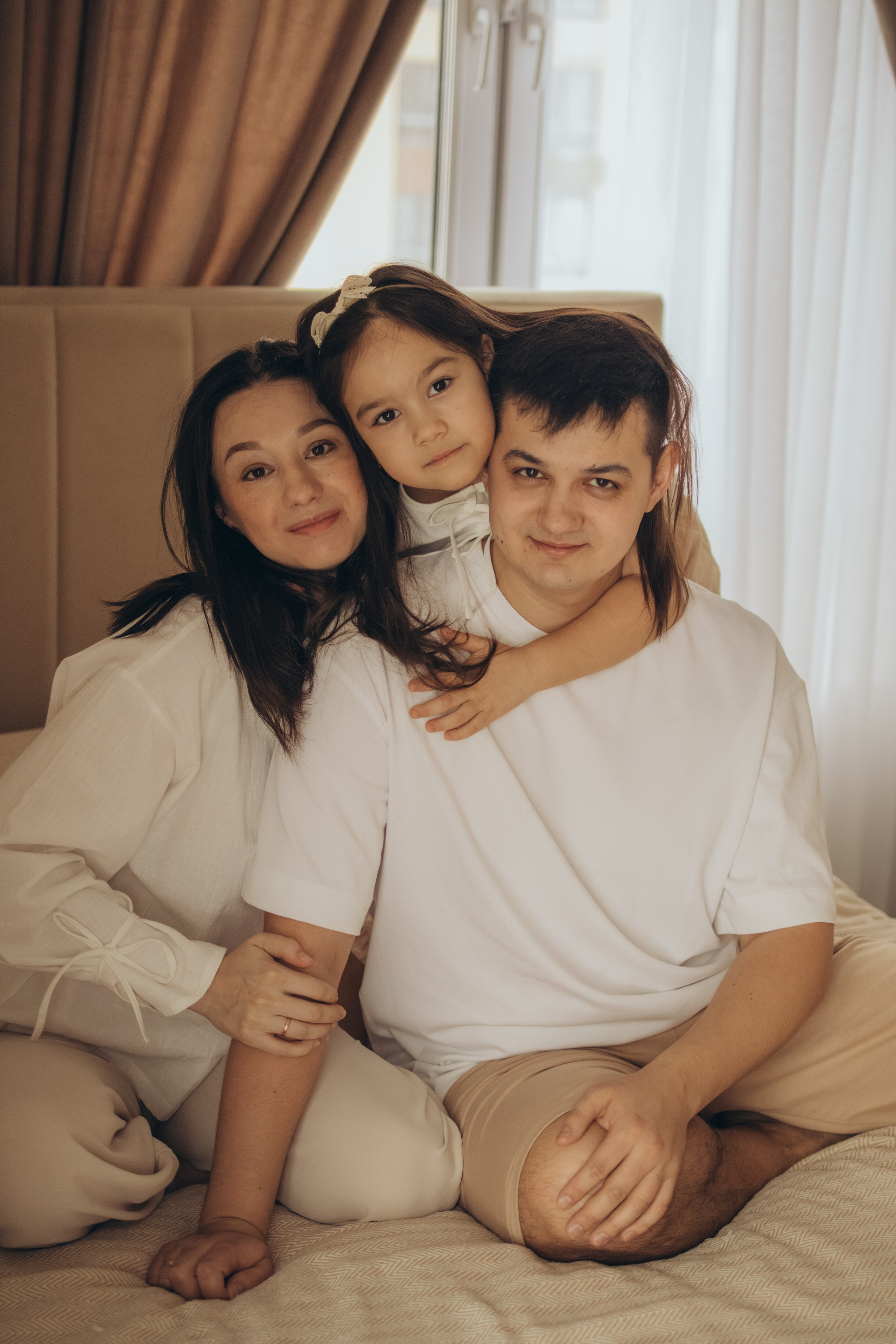 Домашняя история с малышками. Семейный фотограф Москва