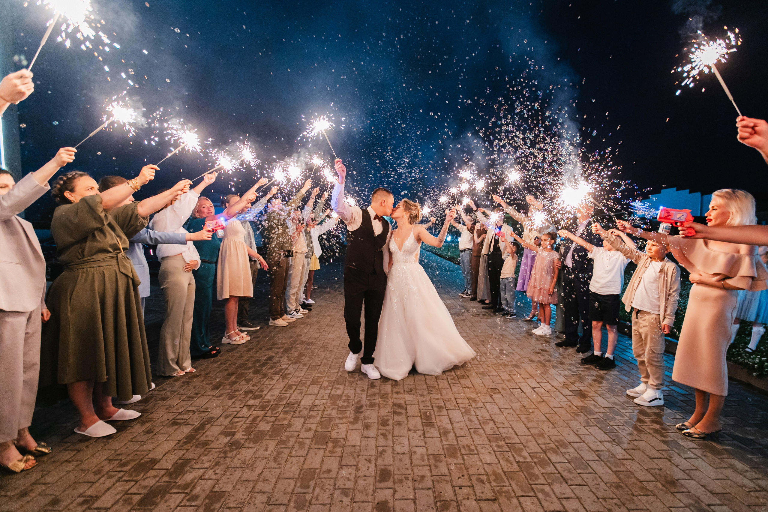 Александра + Кирилл. Роман Урумбаев фотограф Нижневартовск