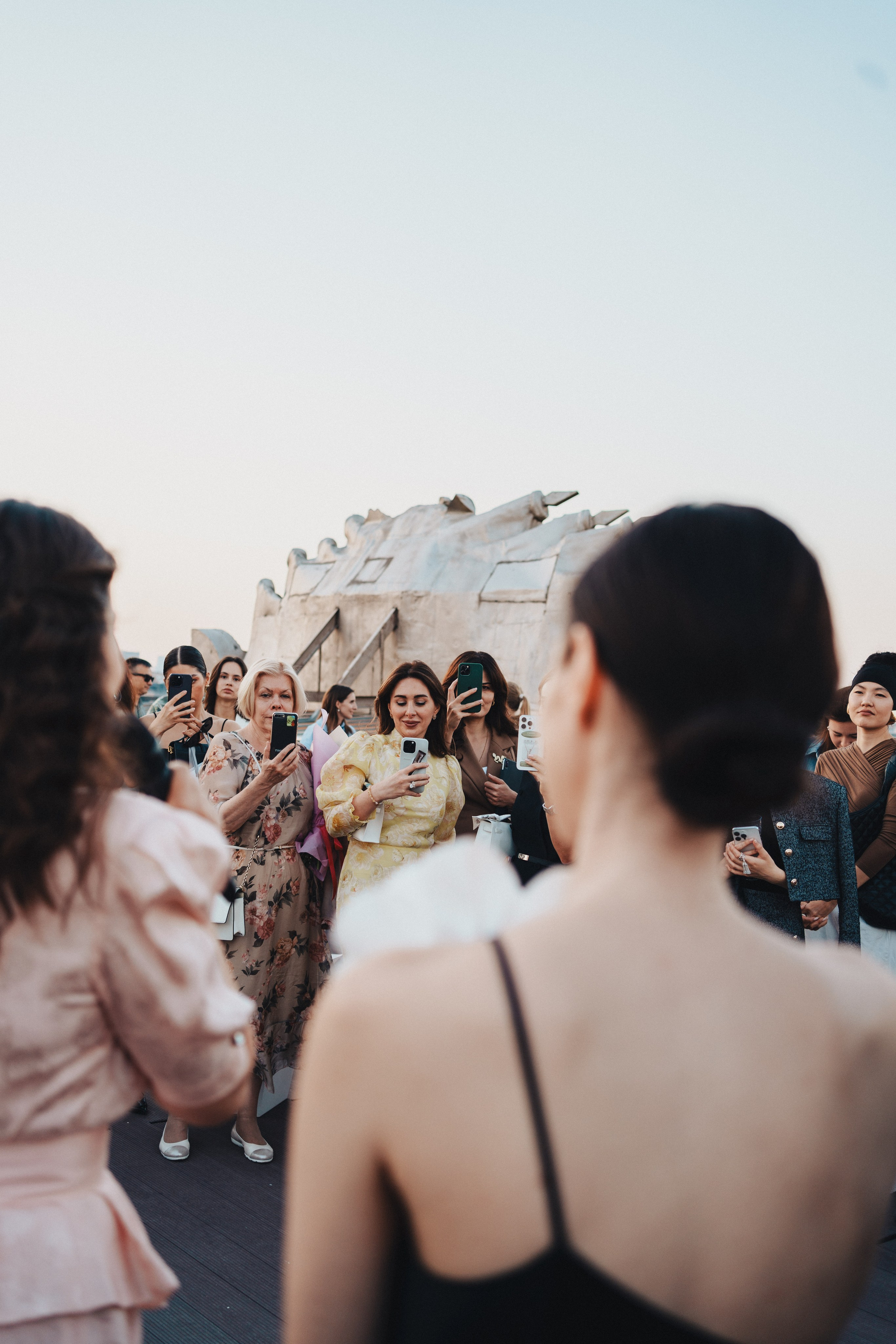 Выставка на крыше Парка Горького. Семейный и детский фотограф и видеограф в Москве, Серпухове и Тарусе Валерия Сорокина
