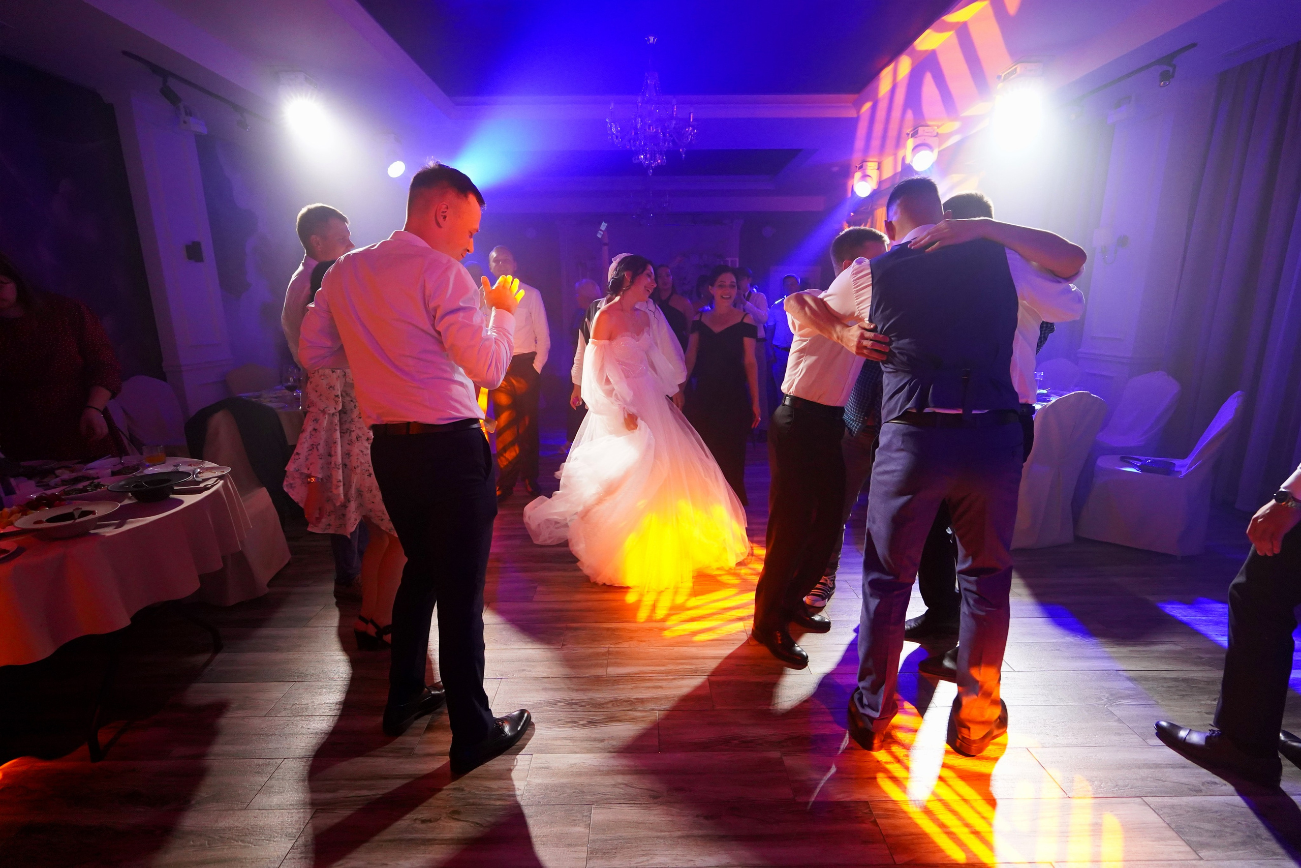 Юля + Артур: полная серия (пакет полный день). BYFOX STUDIO 68 — фото и видеосъёмка Тамбов, Москва, Воронеж, Липецк