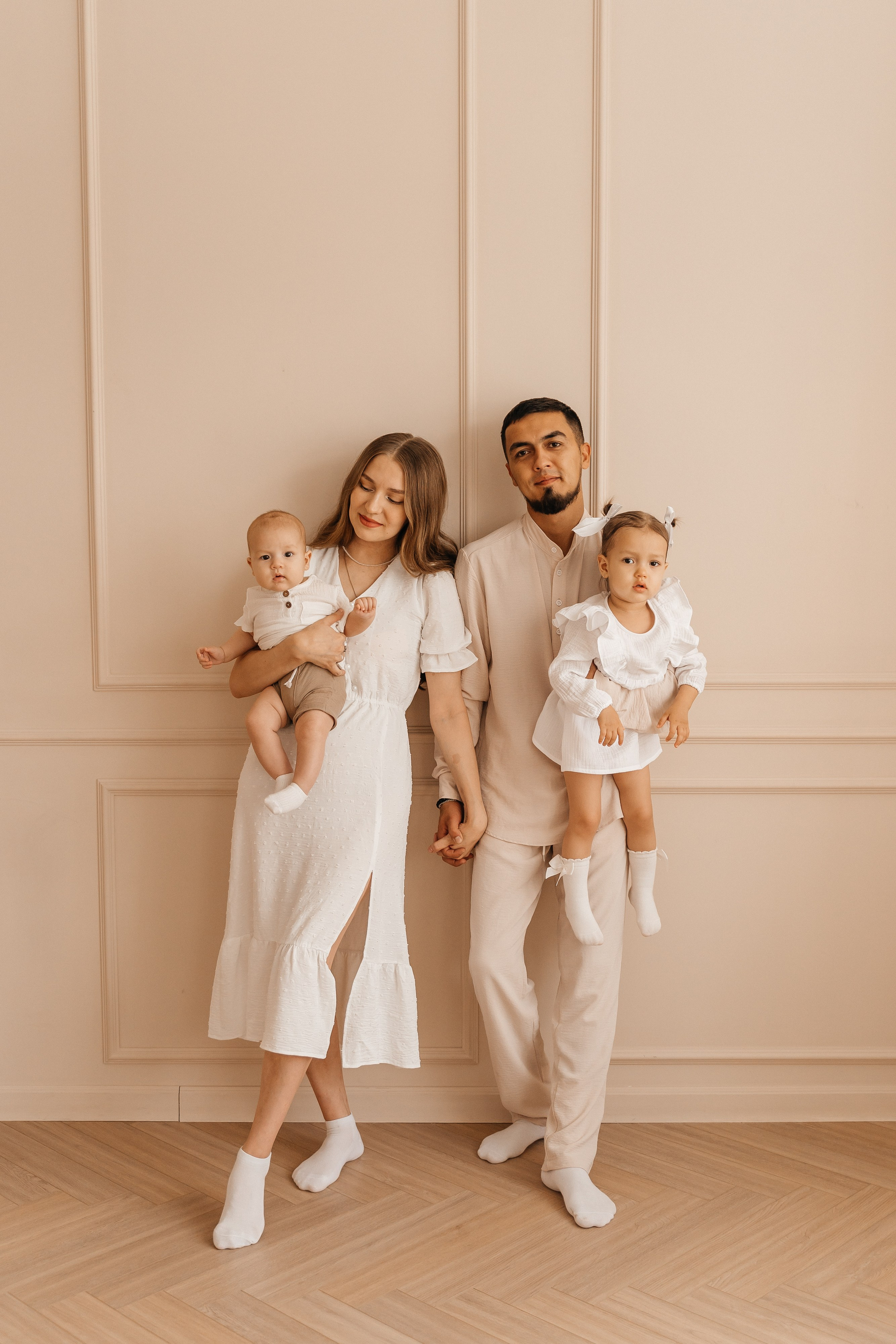 Манук, Настя, Сабрина и Эмин. Волик Мария