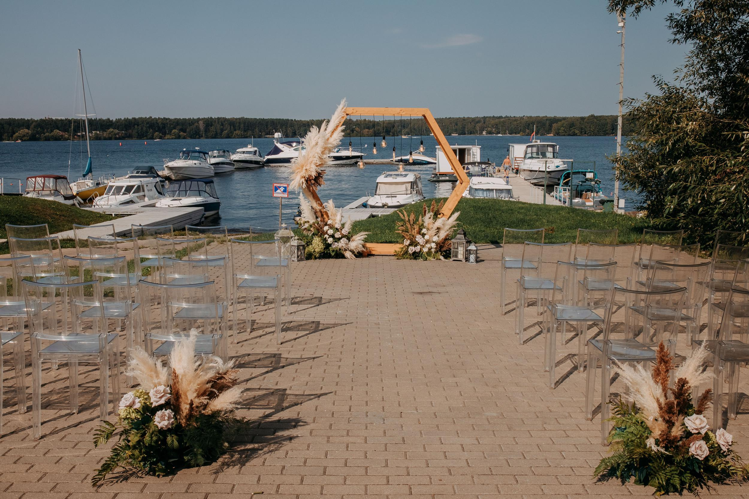 Игорь и Ксения. Организация и координация свадебных и семейных торжеств