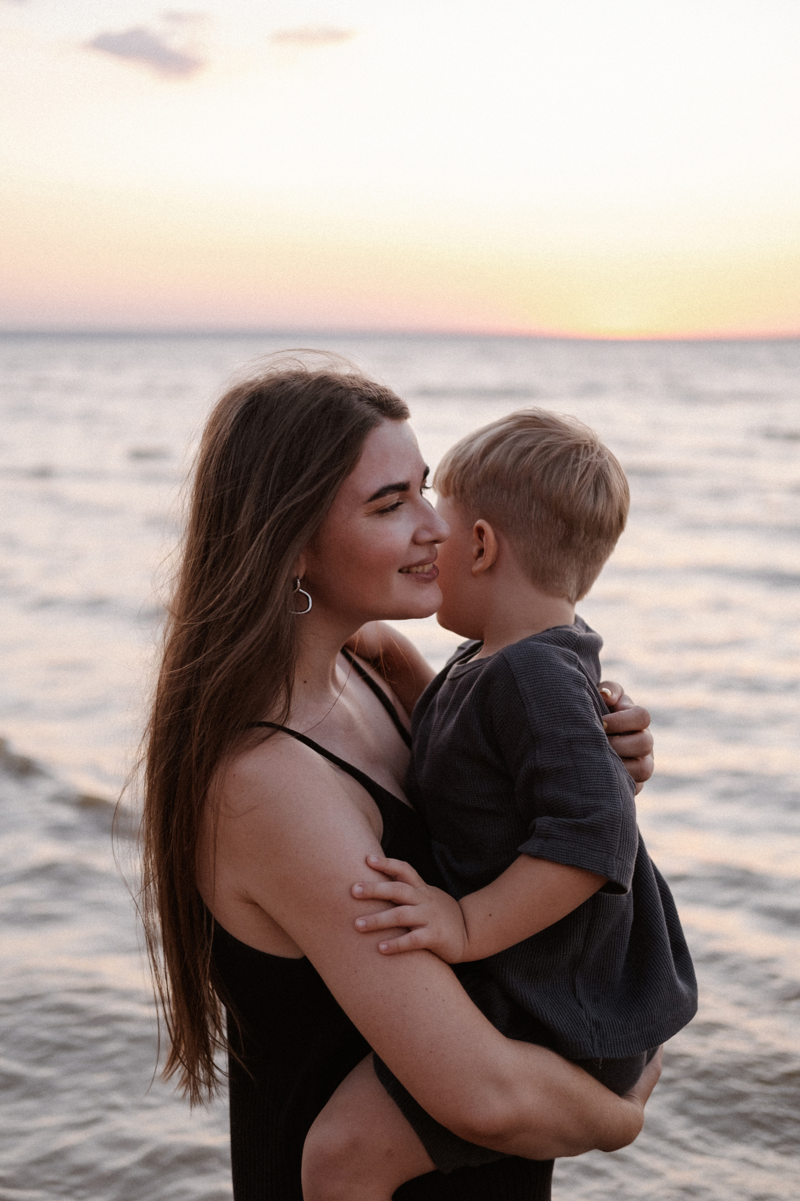 Настя + Вова + Ярик. Анна Гусарова свадебный фотограф в Волгограде