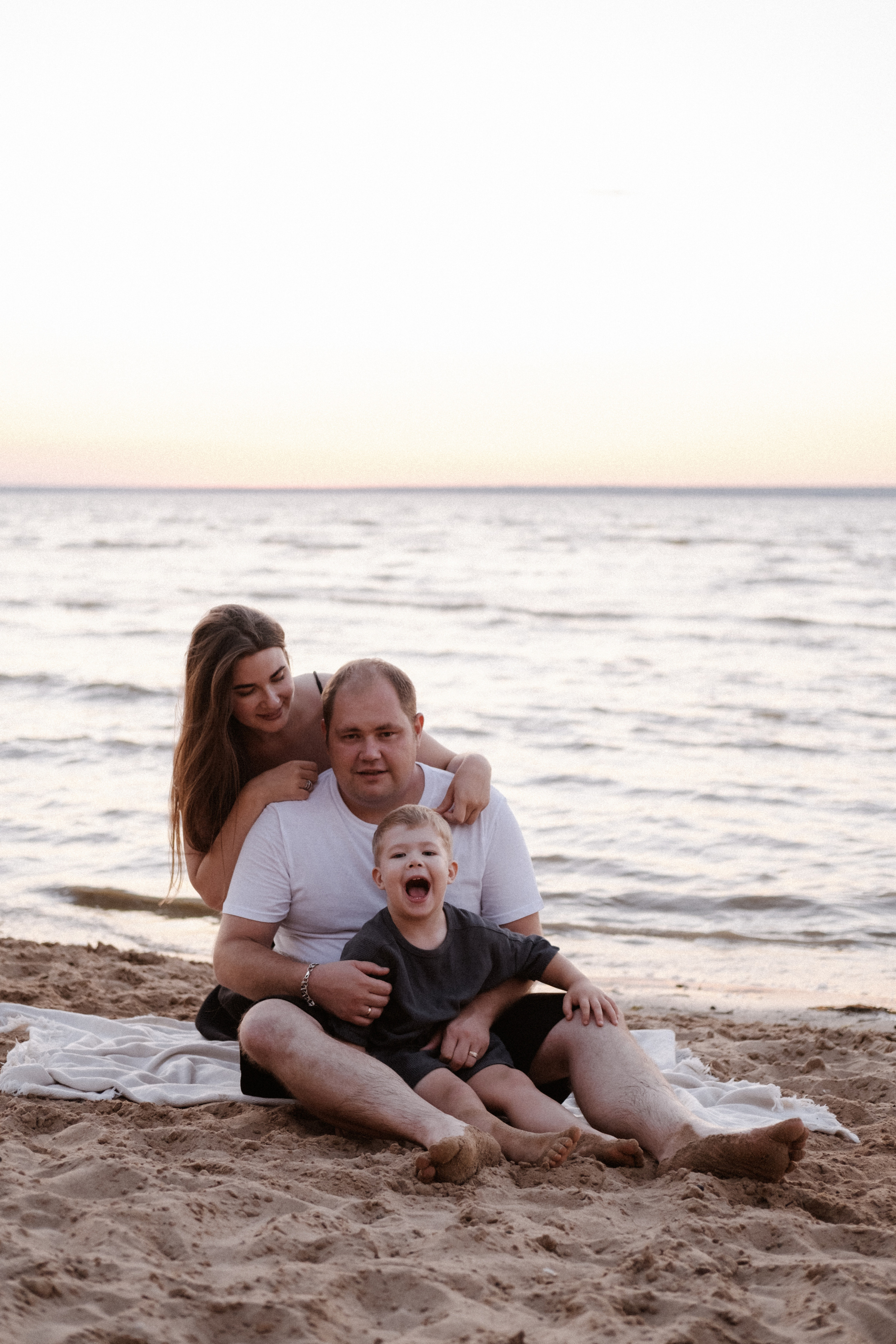 Настя + Вова + Ярик. Анна Гусарова свадебный фотограф в Волгограде