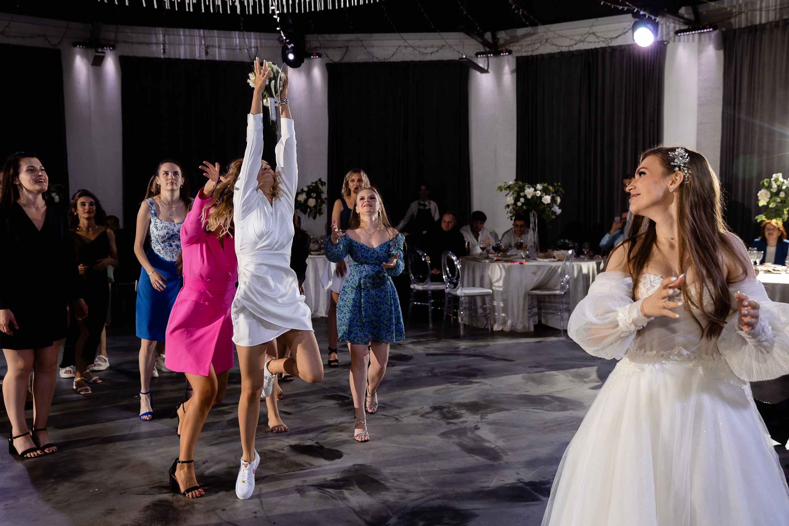 Юля и Александр. Свадебный и семейный фотограф Татьяна Ласкина в Великом Новгороде