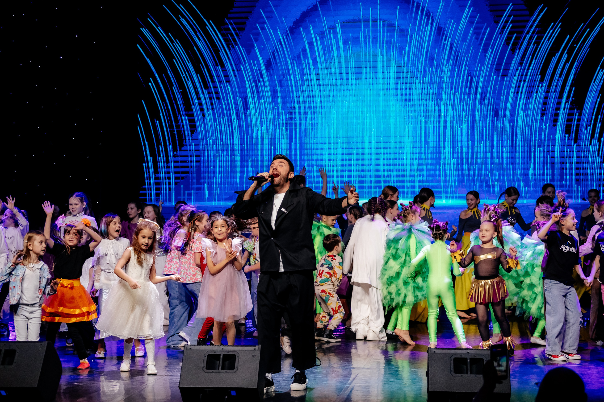 Концерт «Мы талантливы». Ирина Тихонова — фотограф для детей и коллективов в Москве