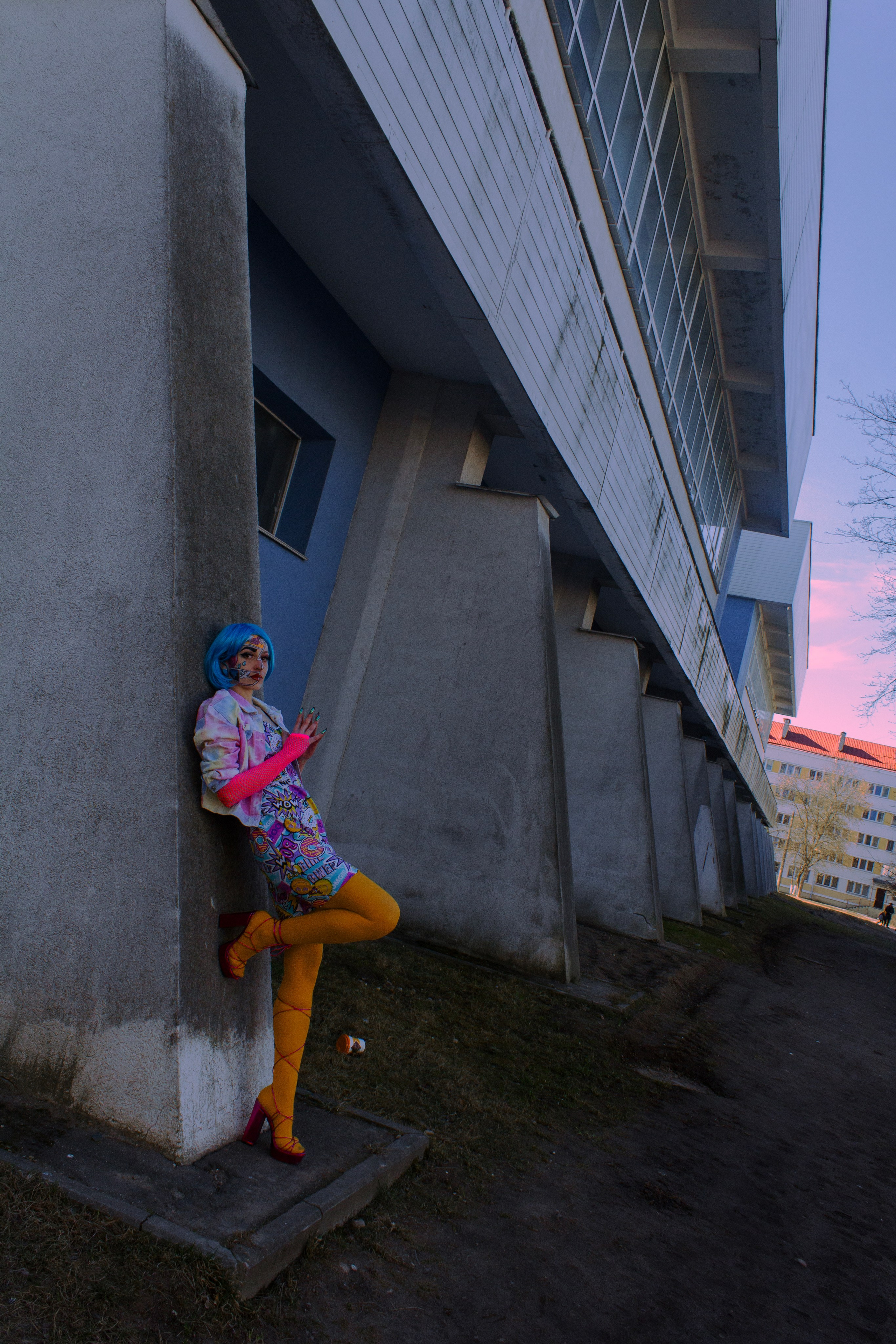 Сошла с обложки комиксов