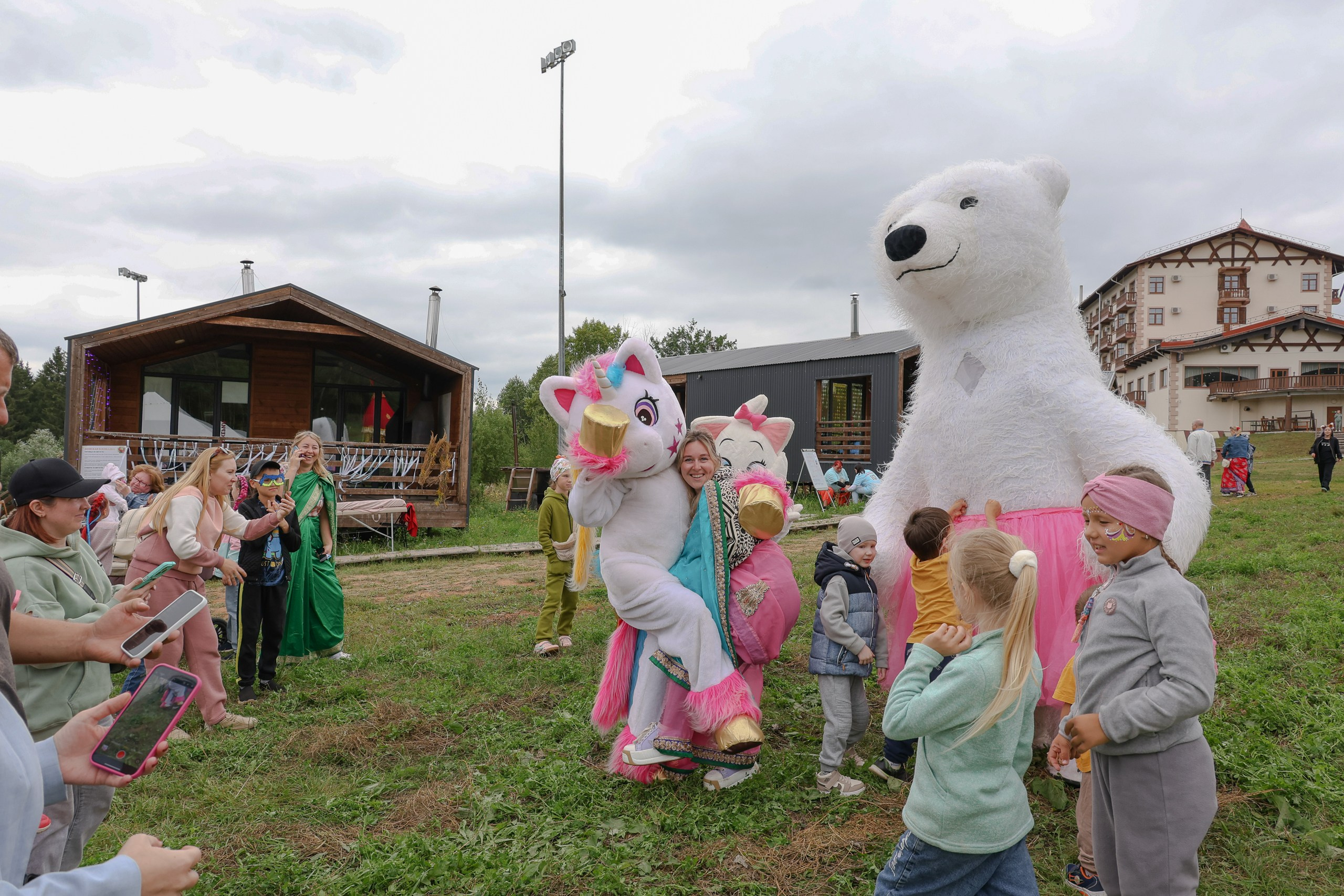 Фестиваль Счастье фест. СК Чекерил