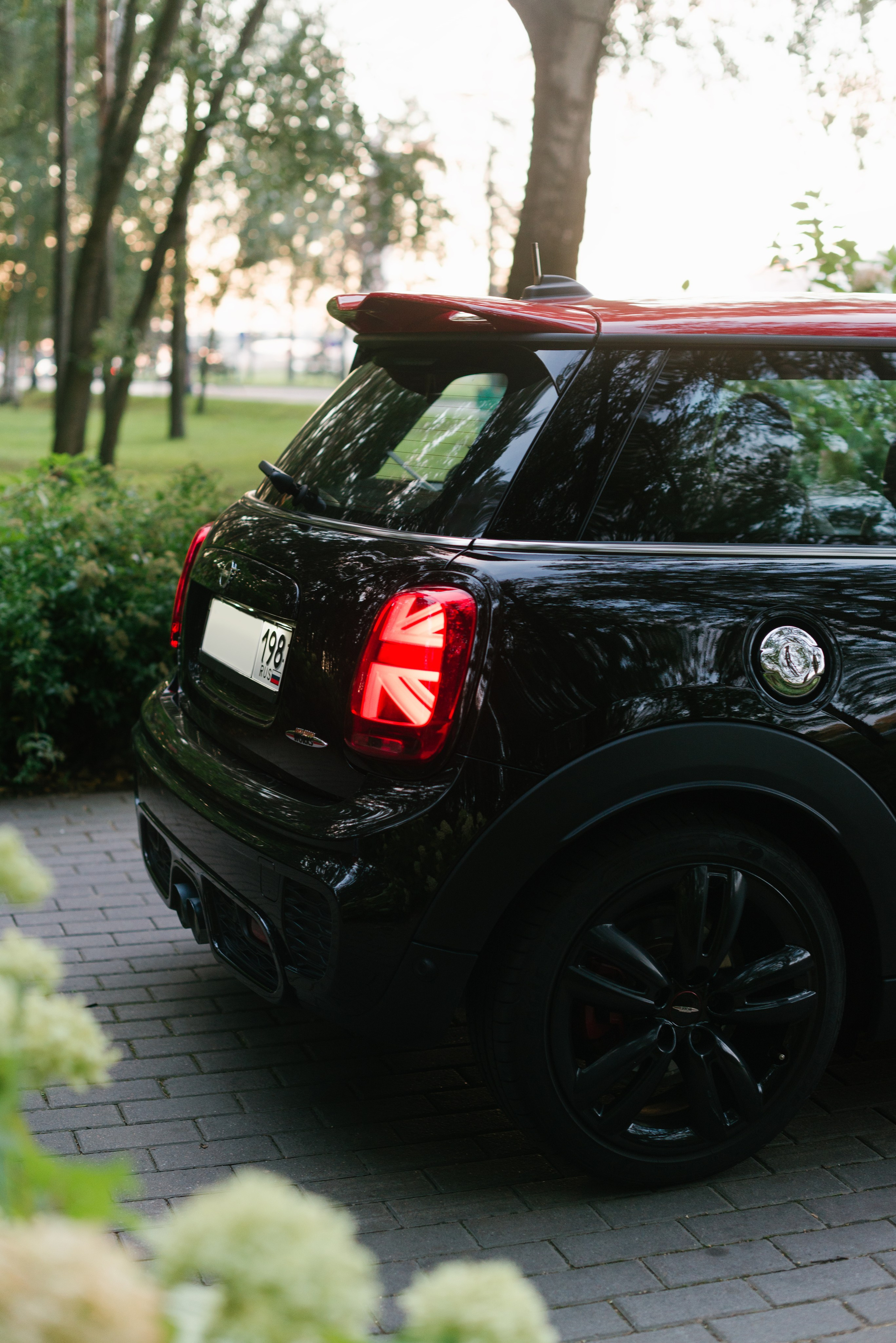 Автомобили. Фотограф Михаил Дементьев