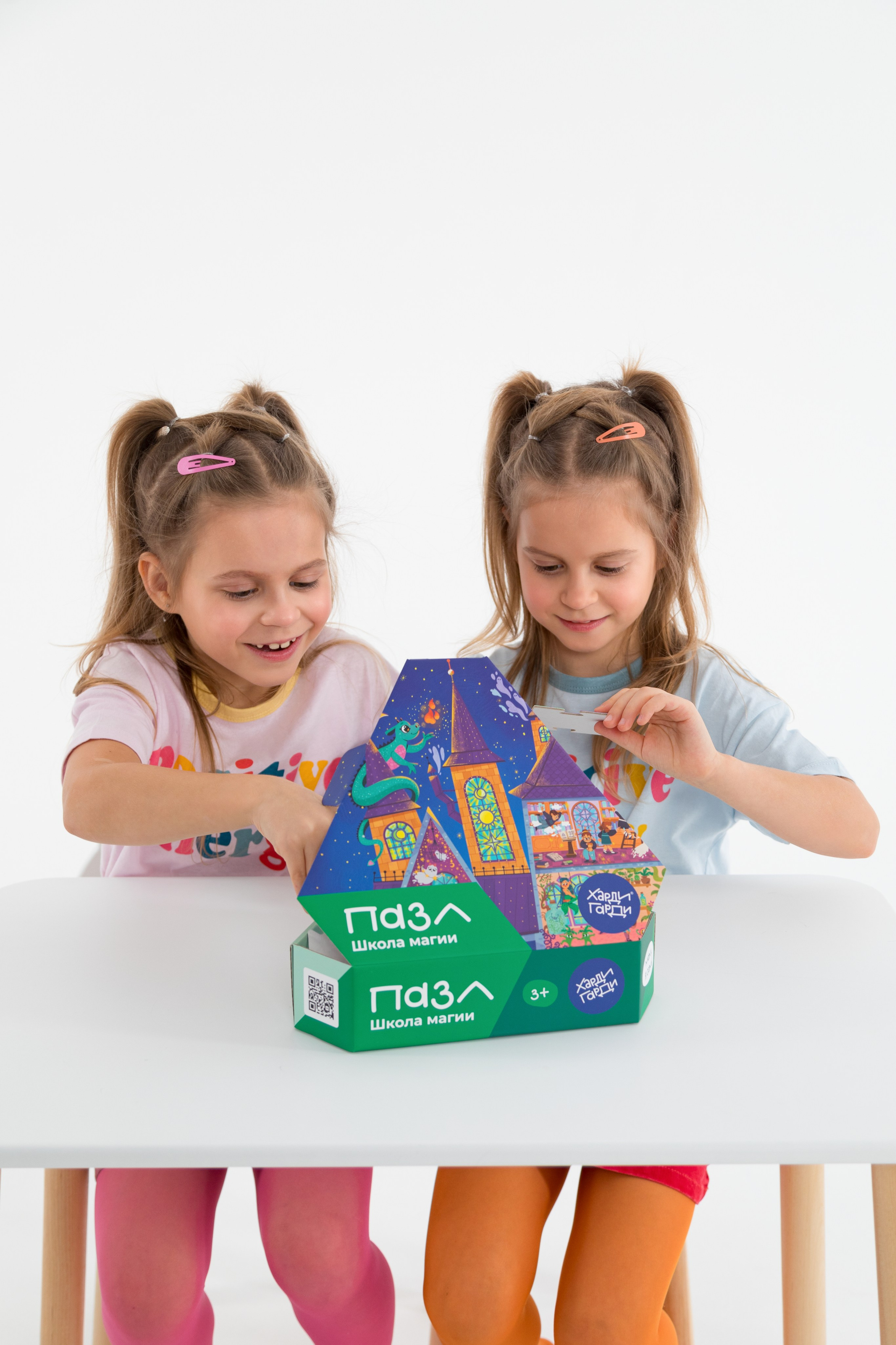 Съемка в циклораме для Харди Гарди. Детский и контент фотограф Надя Волкова Санкт-Петербург