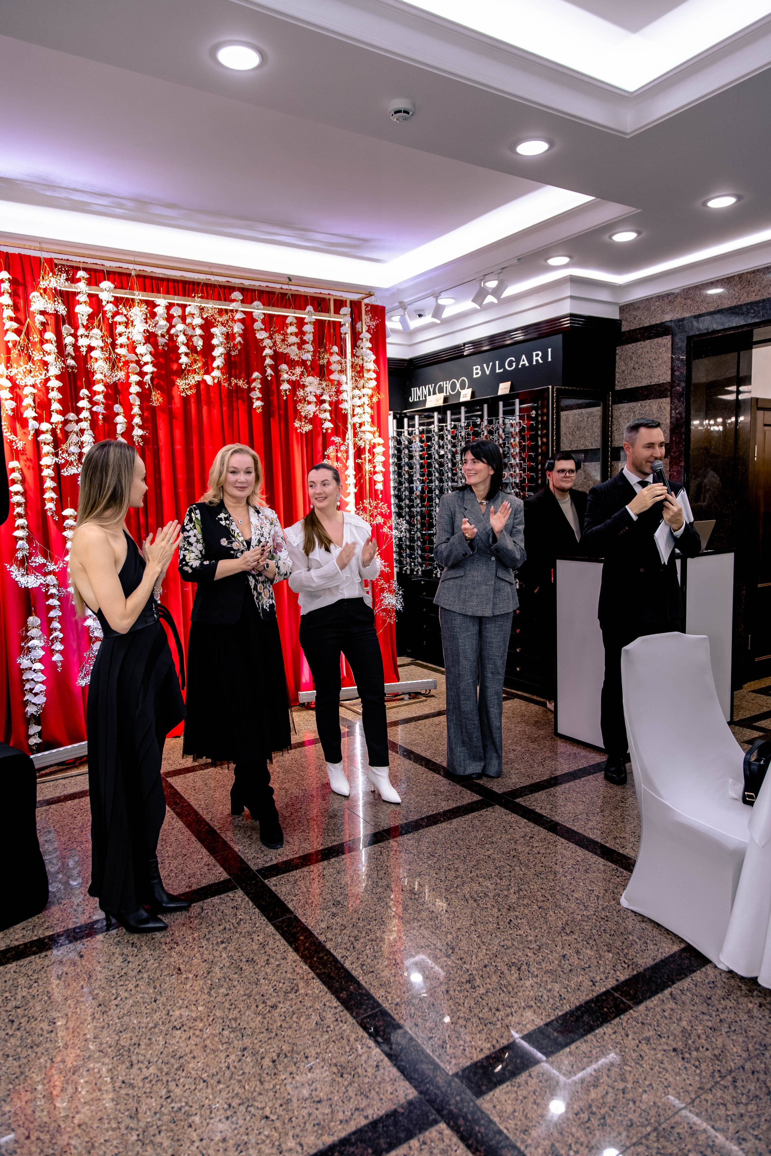 ЗОЛОТОЕ ВРЕМЯ ЛЮКС. МЕДИА-РЕСУРС ХАБАРОВСК / Фотоотчеты / Репортажи / События