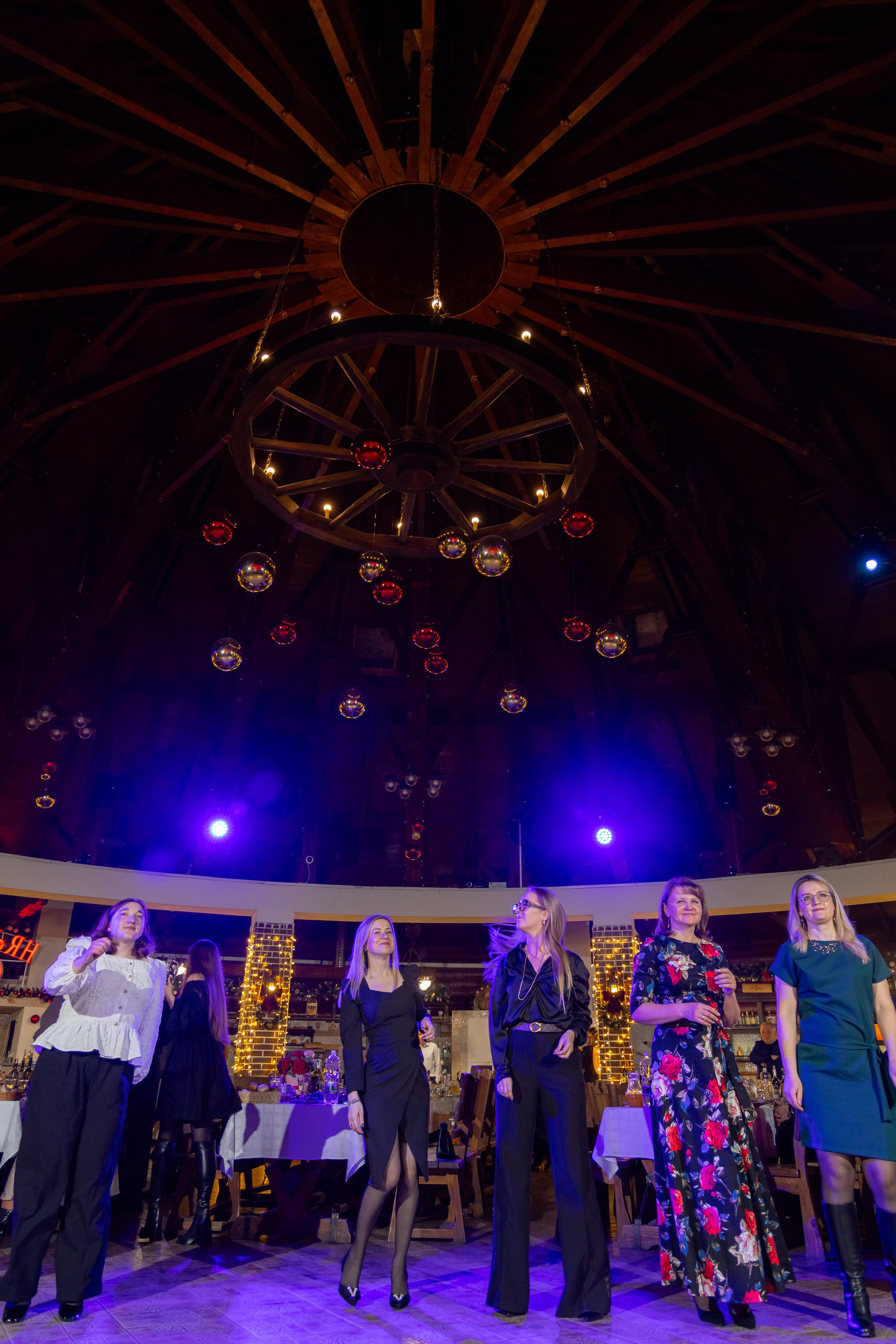 Корпоративная новогодняя съемка для логистической компании ИТА. Свадебный фотограф в Минске/Беларуси Сергей Спиридонов