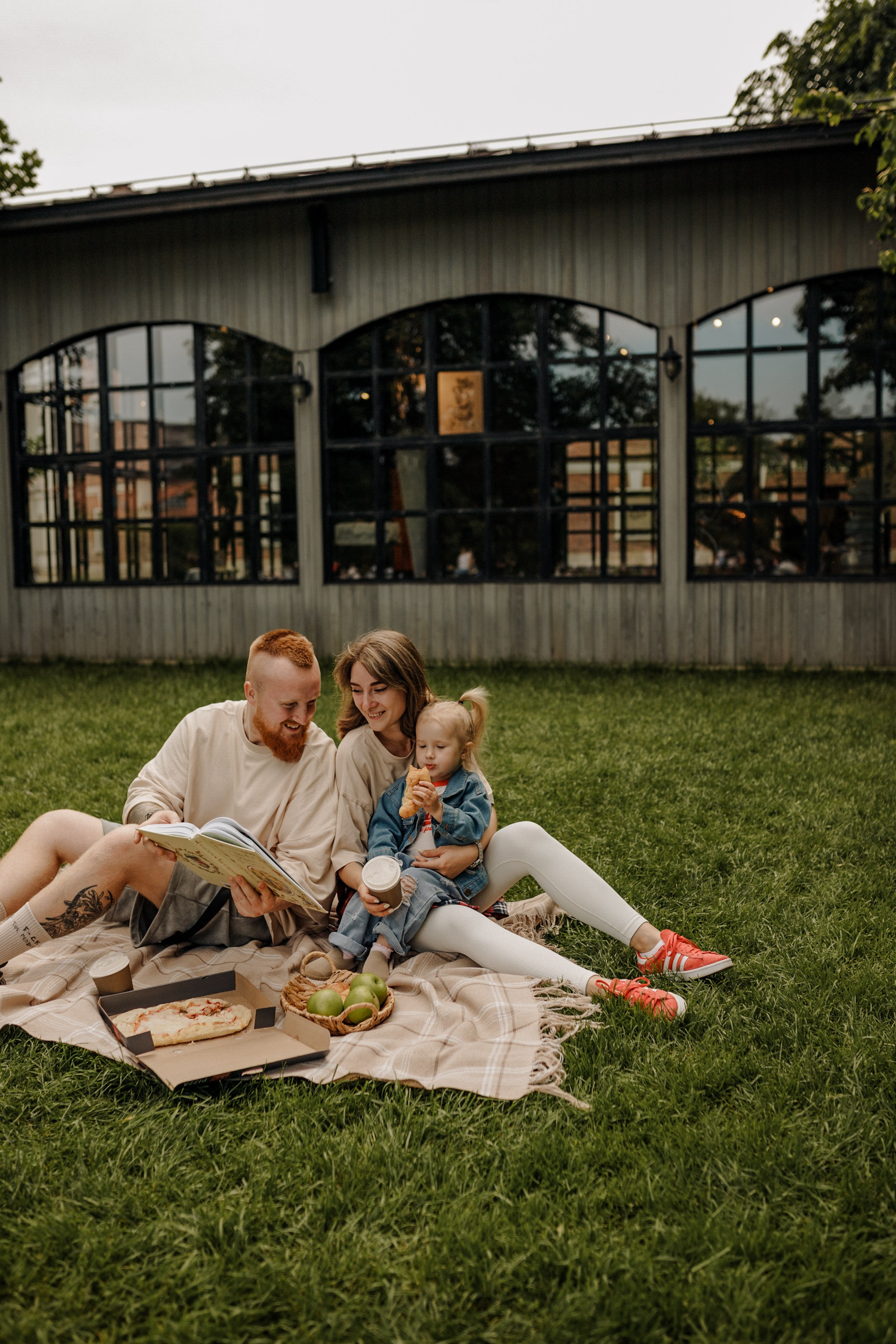 Неугомонная Эми. Главная