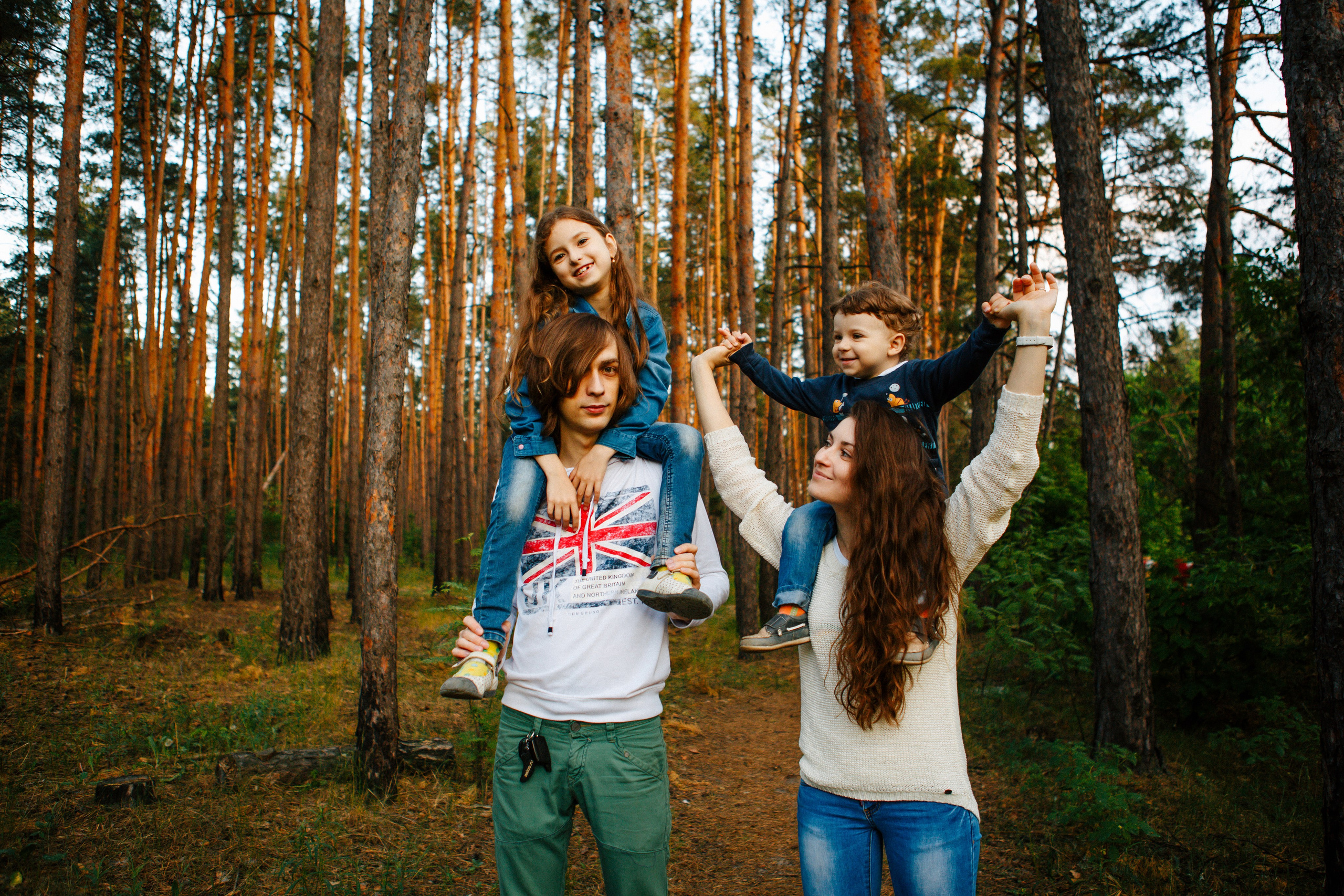 Ира, Саша, Ксюша, Макс. Фотограф Александра Рышкова