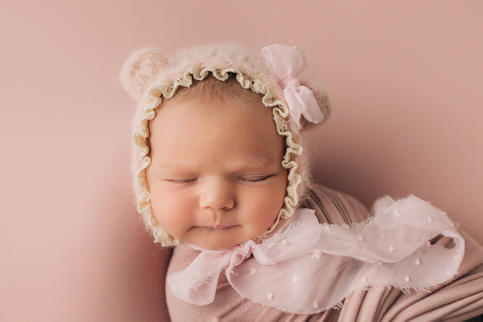 Ульяна 10 дней. Семейный фотограф новорождённых в Серпухове Юлия Новикова +79637785957