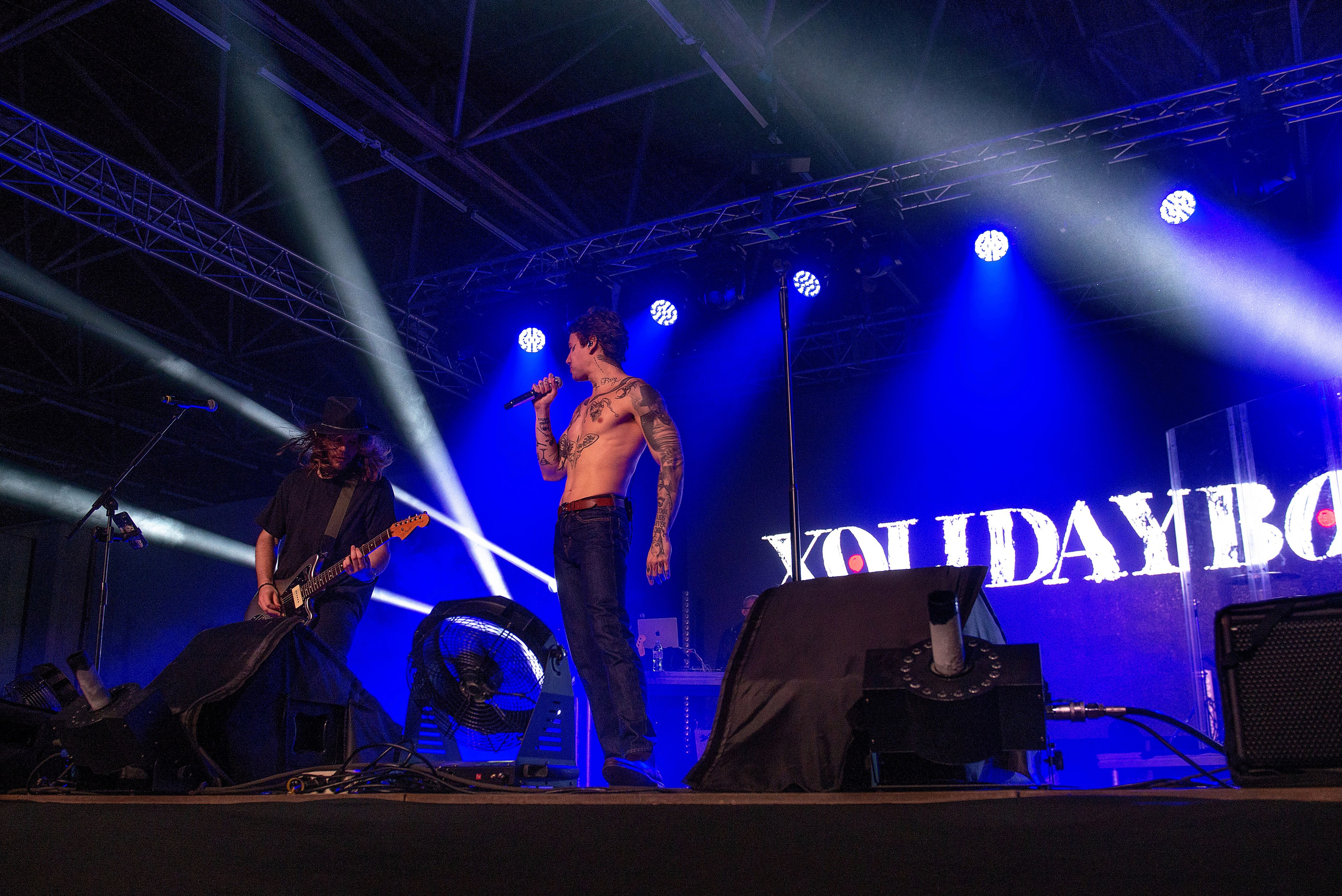 Концерт Хolidayboy. Школьный, фэшн фотограф в Тюмени и в России Ирина Королева