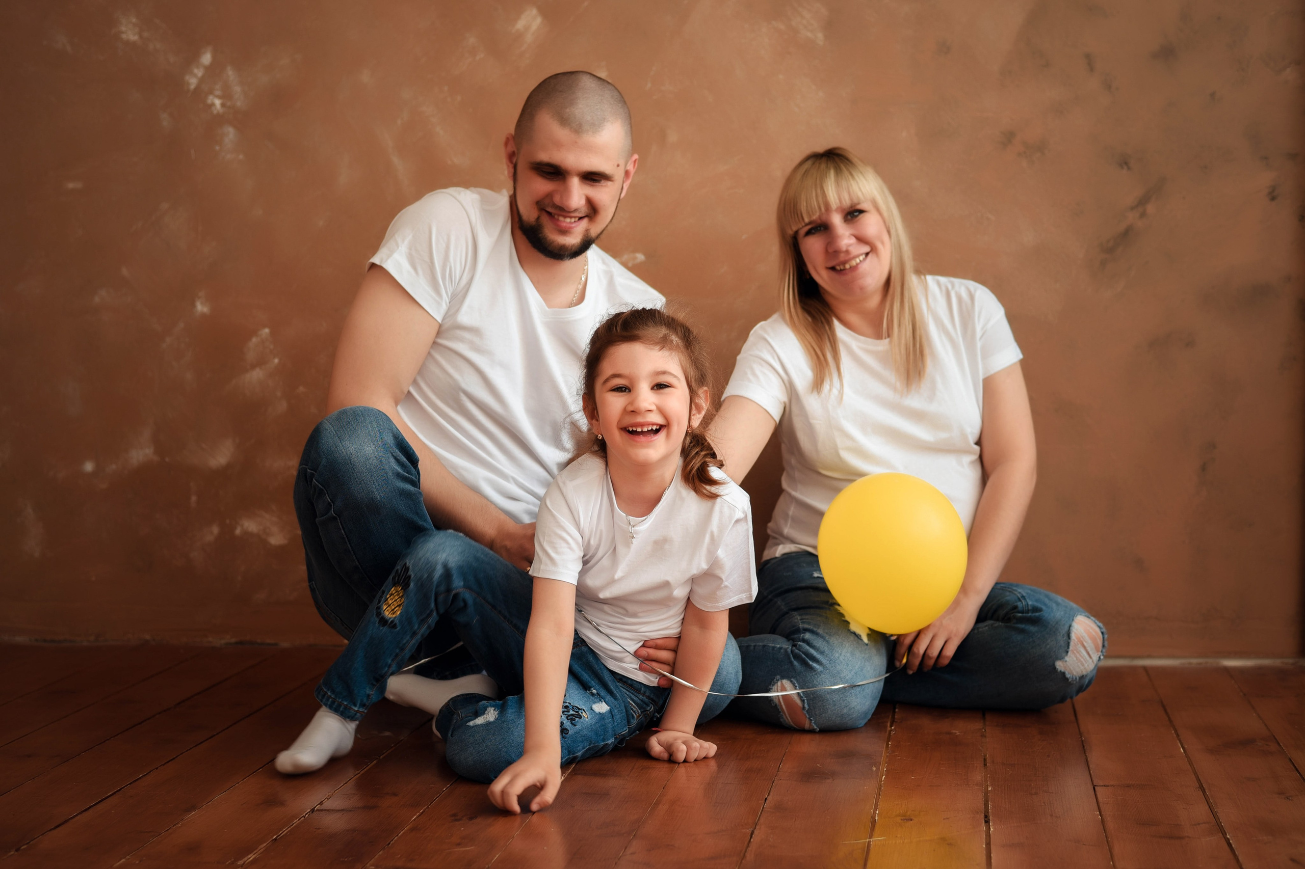 Фотосессия беременности (семейная съемка). Свадебный, семейный, детский, контент фотограф в Омске Максим Ильин