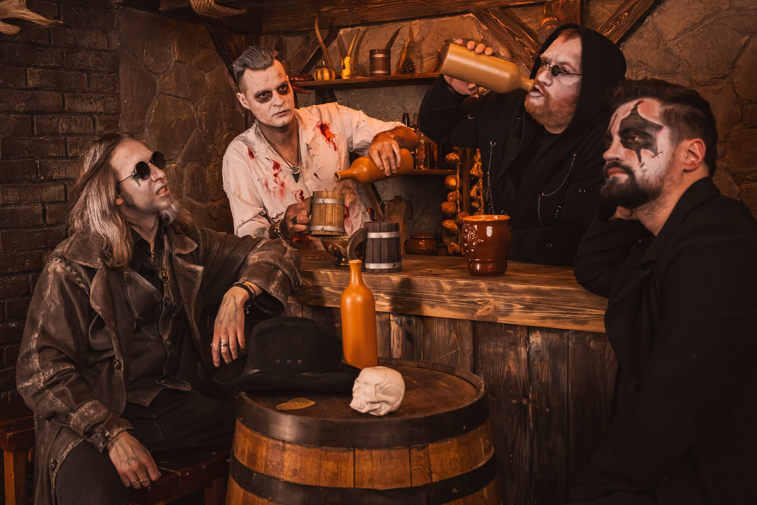 Группа NAGART в таверне. Репортажный фотограф Анастасия Рубцова