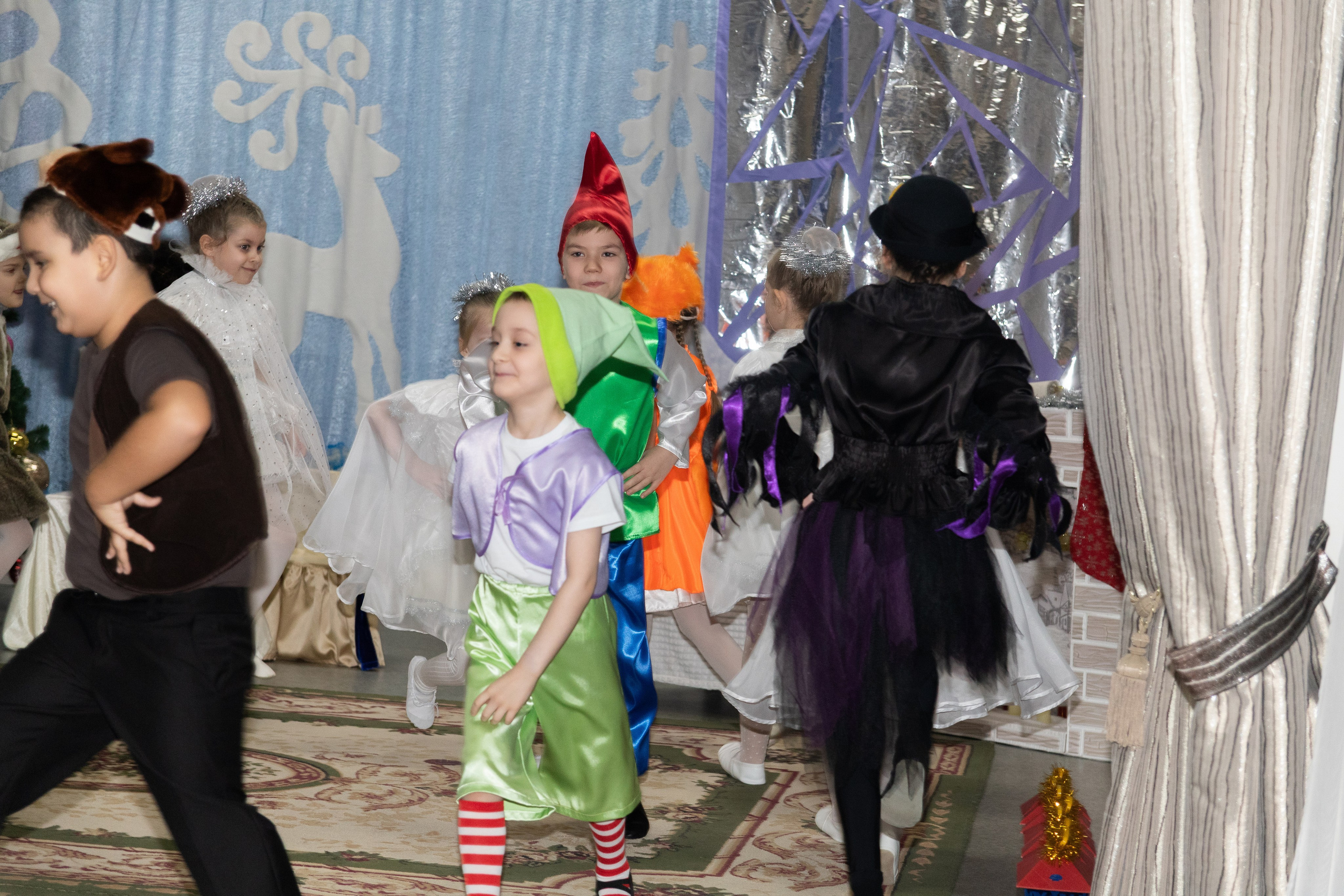 Новогодний утренник подготовительной группы. Индивидуальный и свадебный фотограф в Москве, Электростали и Туле Кадейкина Екатерина