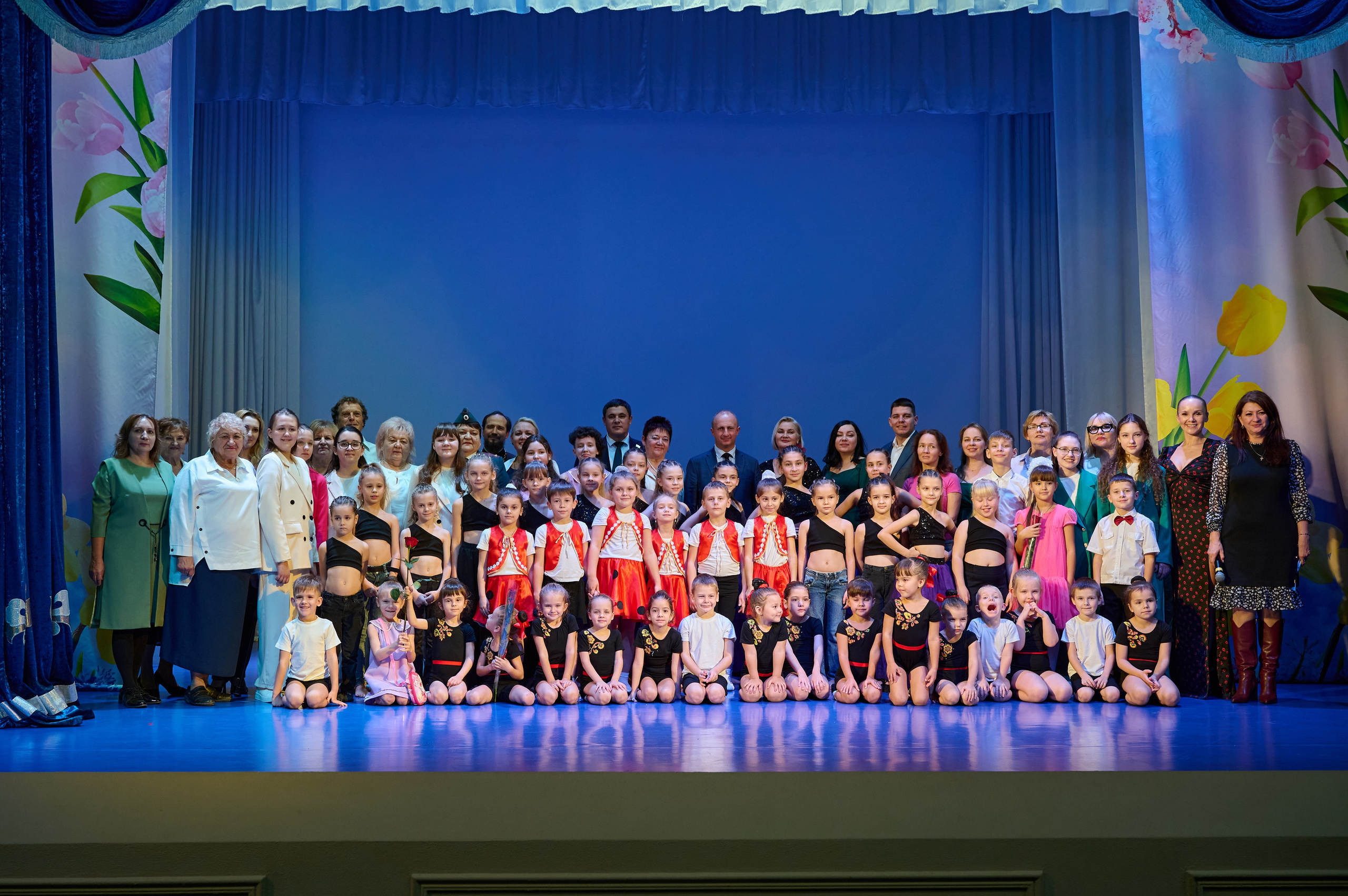 День матери. Марьина роща. Жизнь курорта Кабардинка в фотографиях