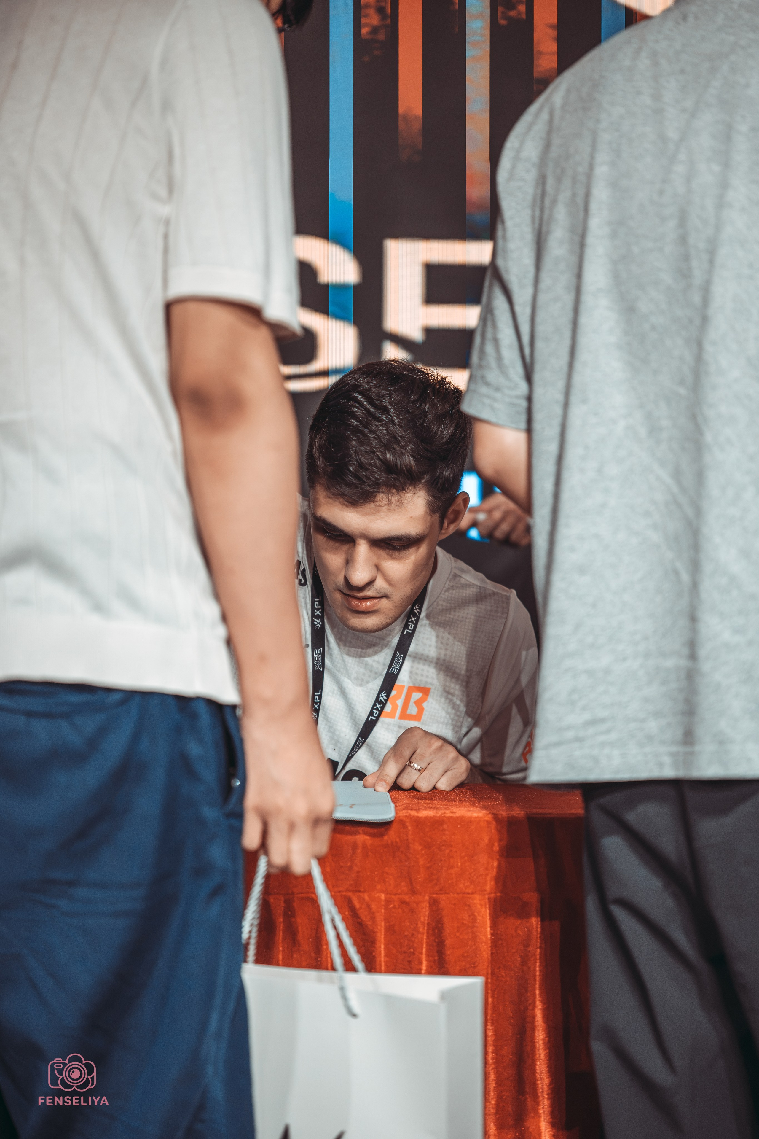 ESPORTS. Photographer Viktoriia “FENSELIYA”