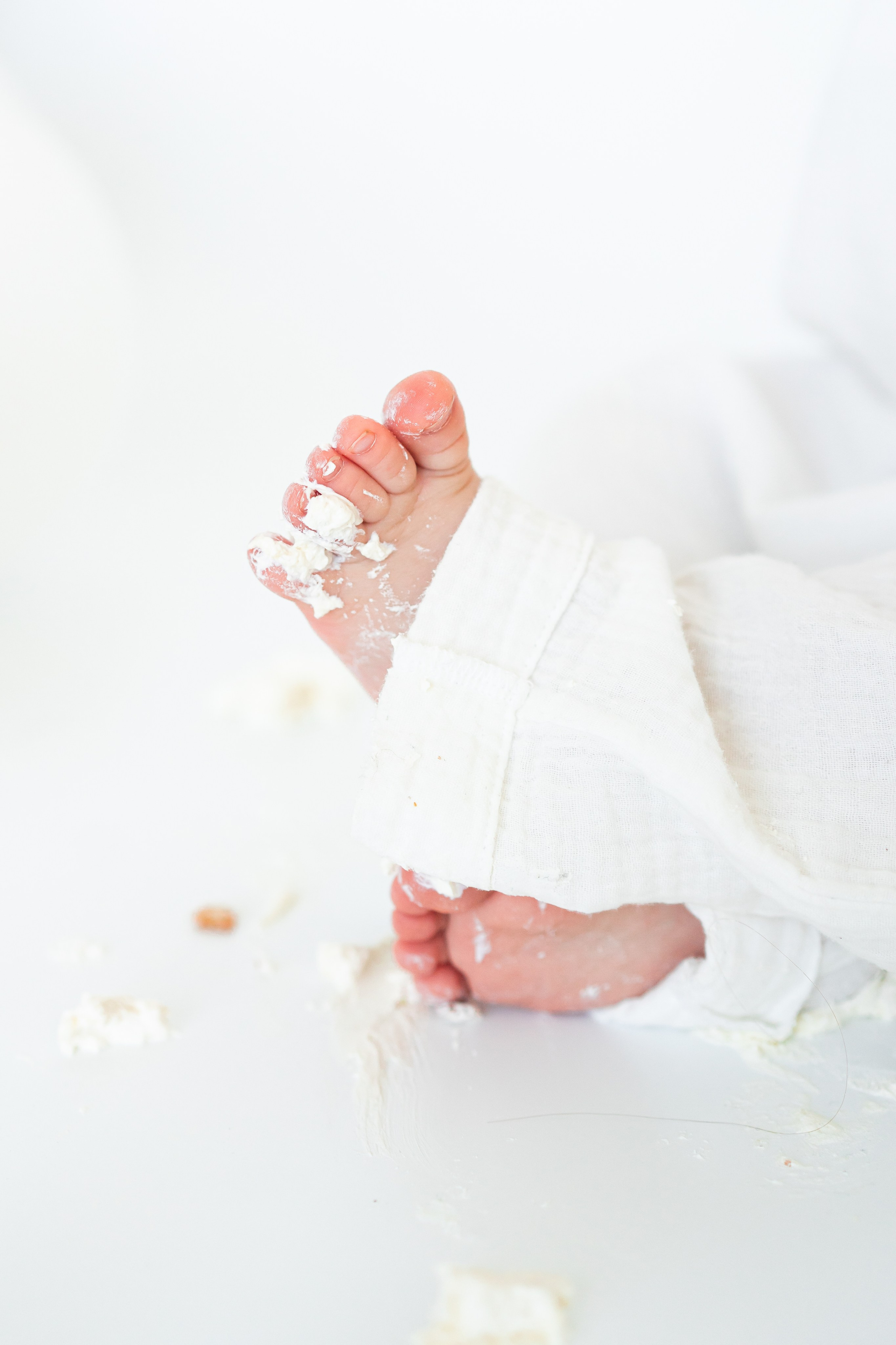 Крушение торта, Smash cake. Детская, семейная фотостудия в Санкт-Петербурге