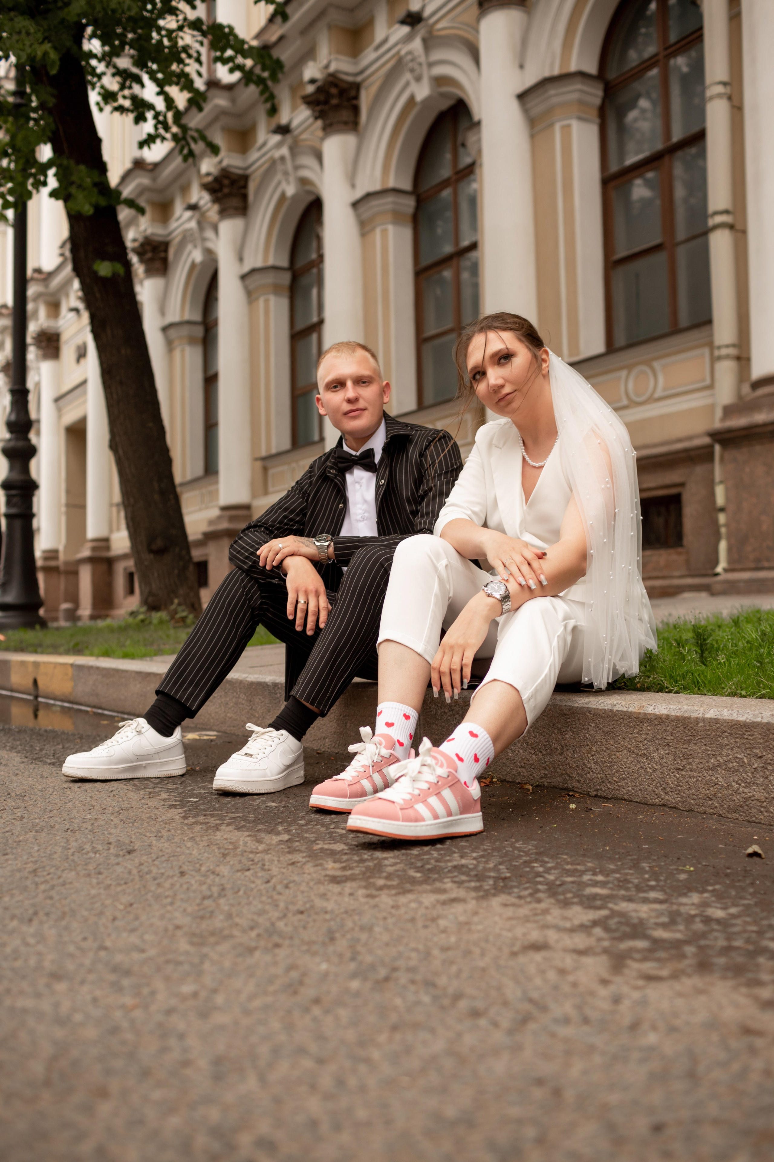 Свадебная фотосессия в центре Петербурга. Свадебный фотограф Кирилл Белый