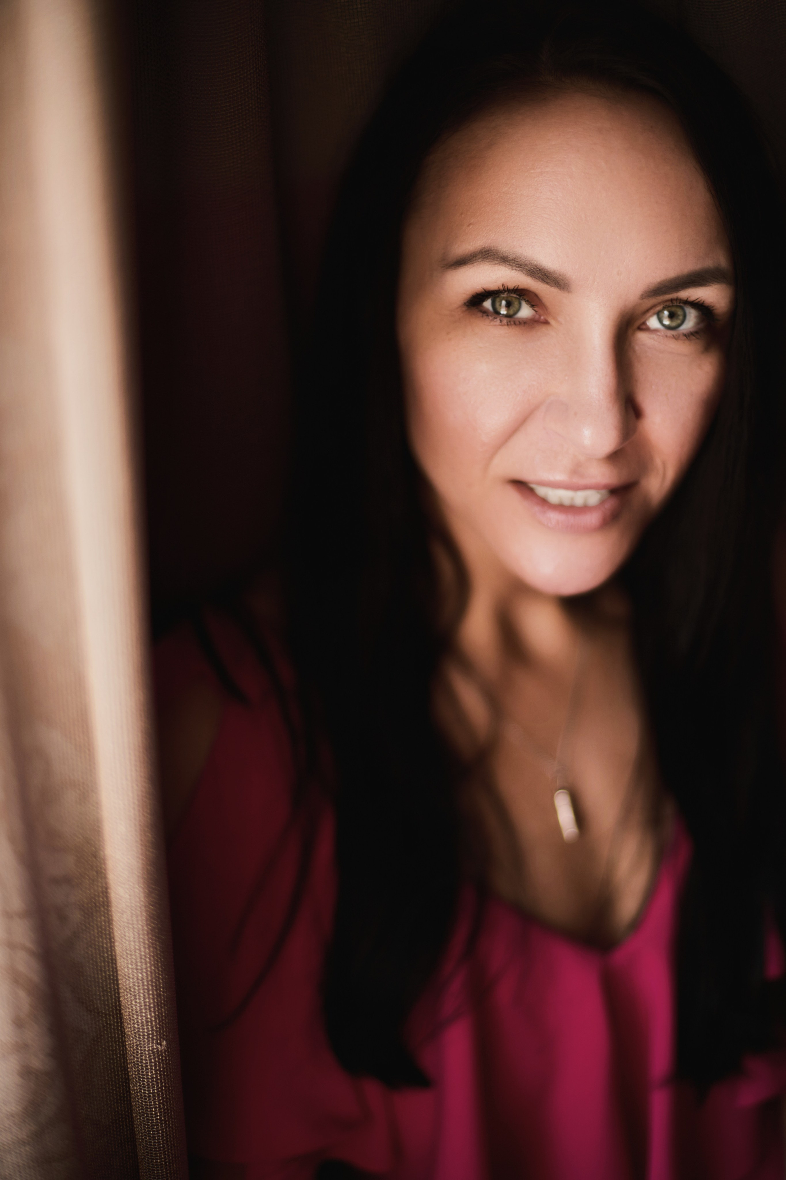 Яна. Сексолог и психолог. Портретный и эротический фотограф Ирина Подборская (18+)