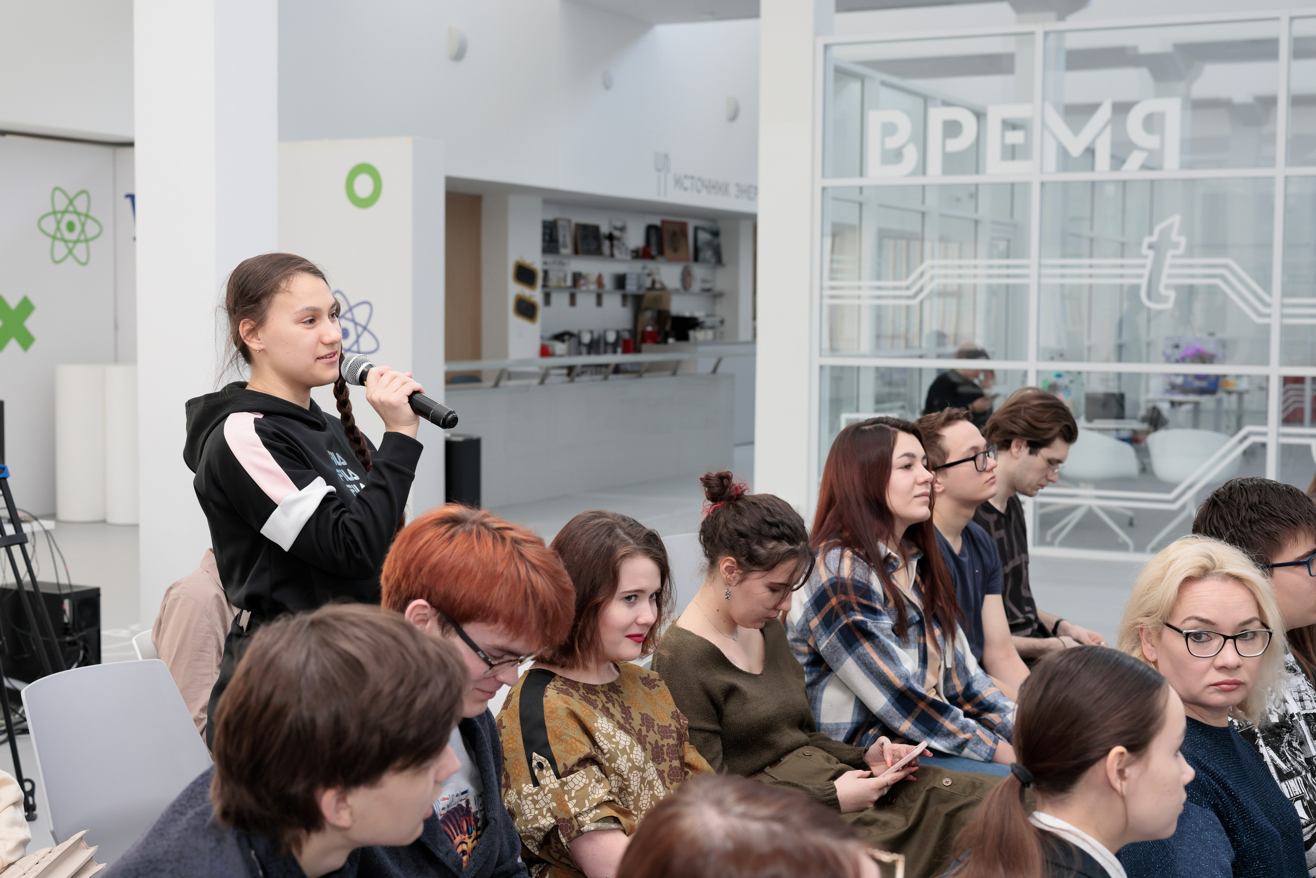 Форсайт-сессия 2023. Попов.фото — Предметная фотостудия в Новой Москве