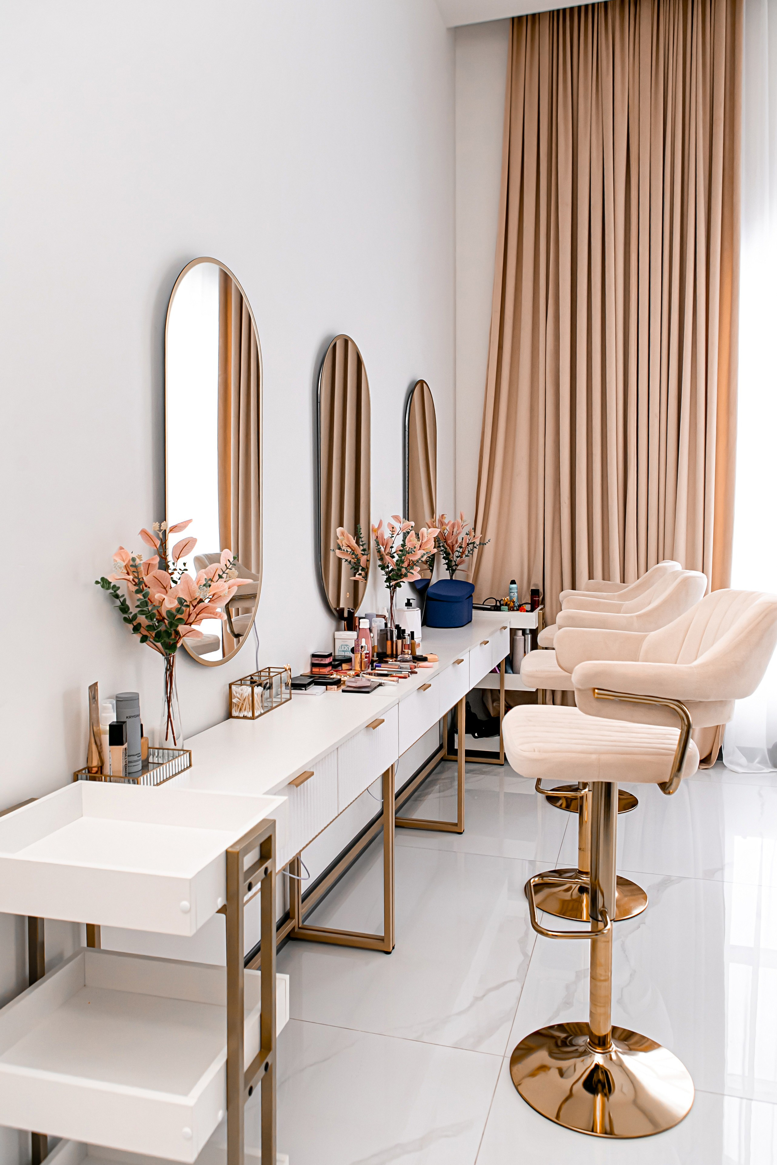 Банкетный зал Grand Holl. Контент фотограф, съемка для маркетплейсов, фуд съемка и репортажи в Новосибирске Ралия Галеева