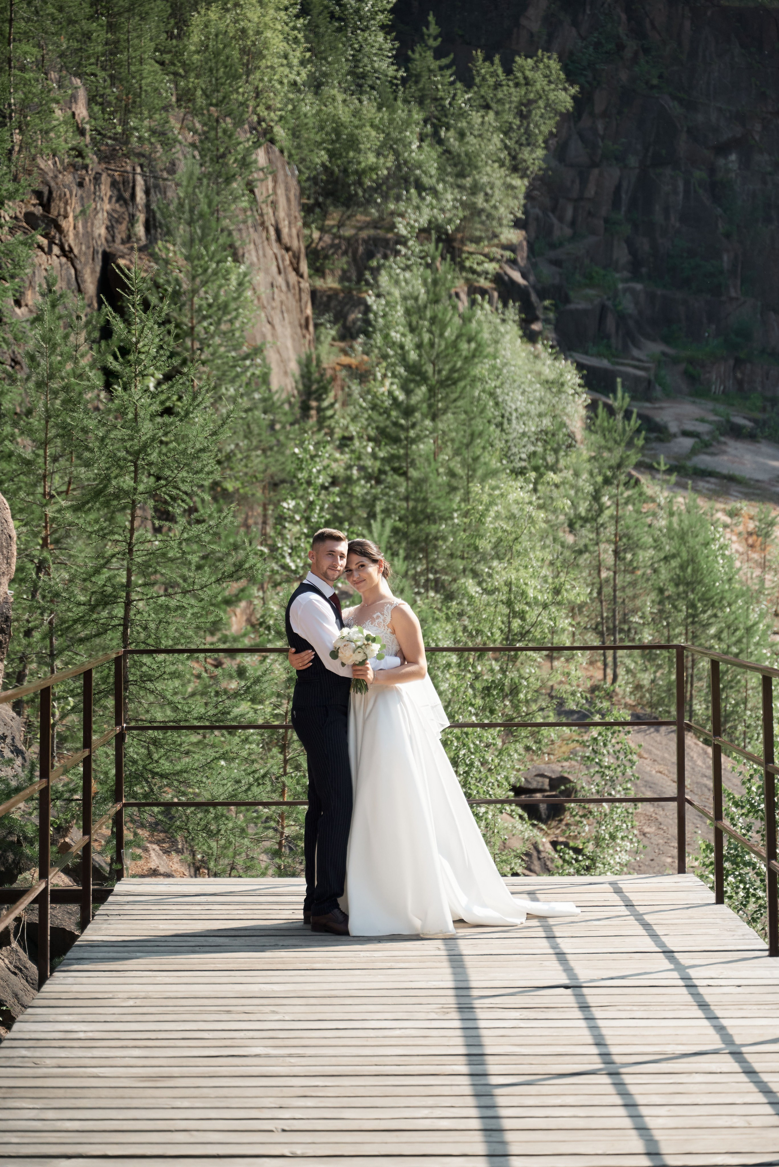 Гранитный карьер. Свадебный фотограф Александр Браво